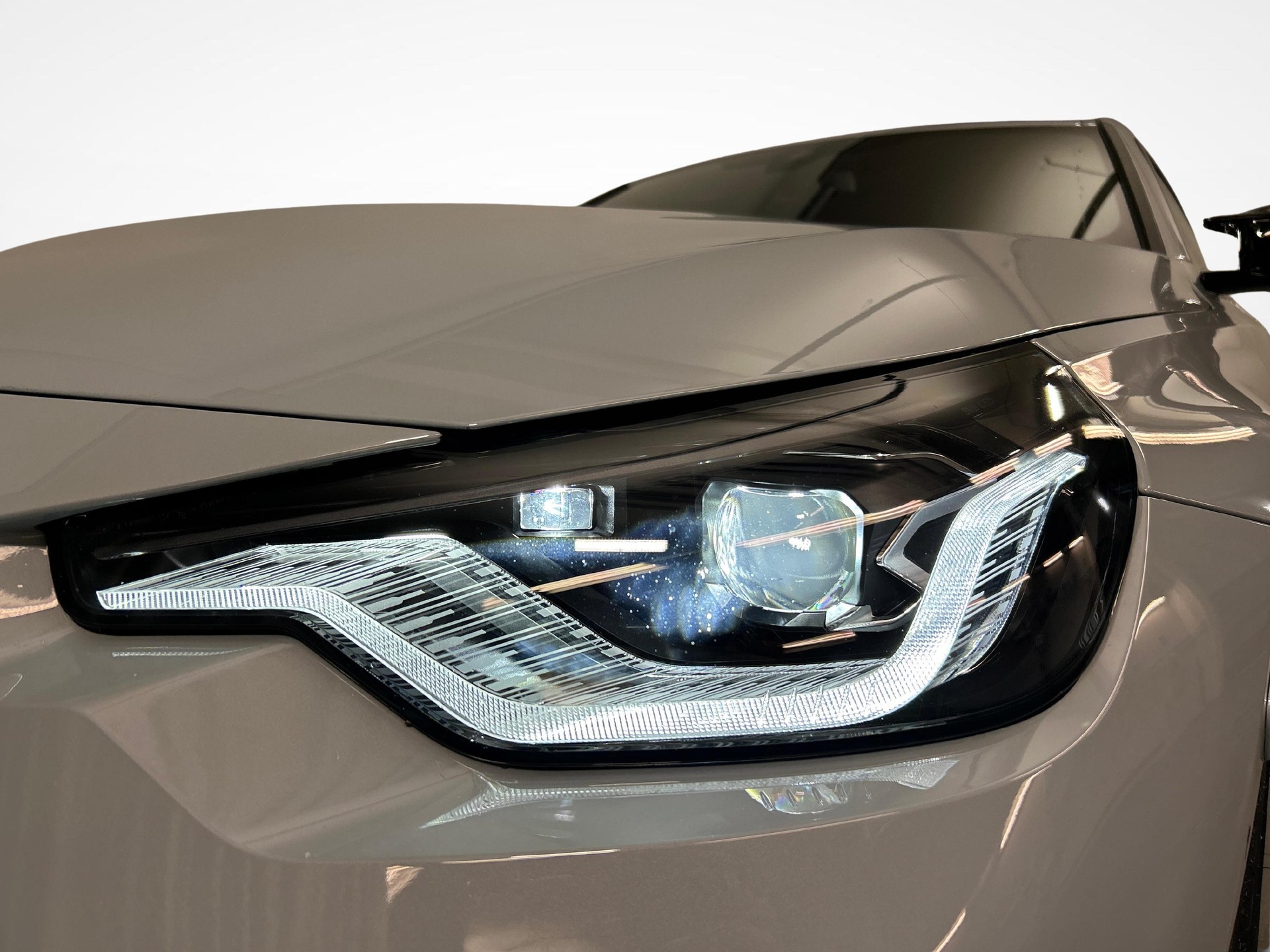 BMW M240i xDrive Coupé-image-15