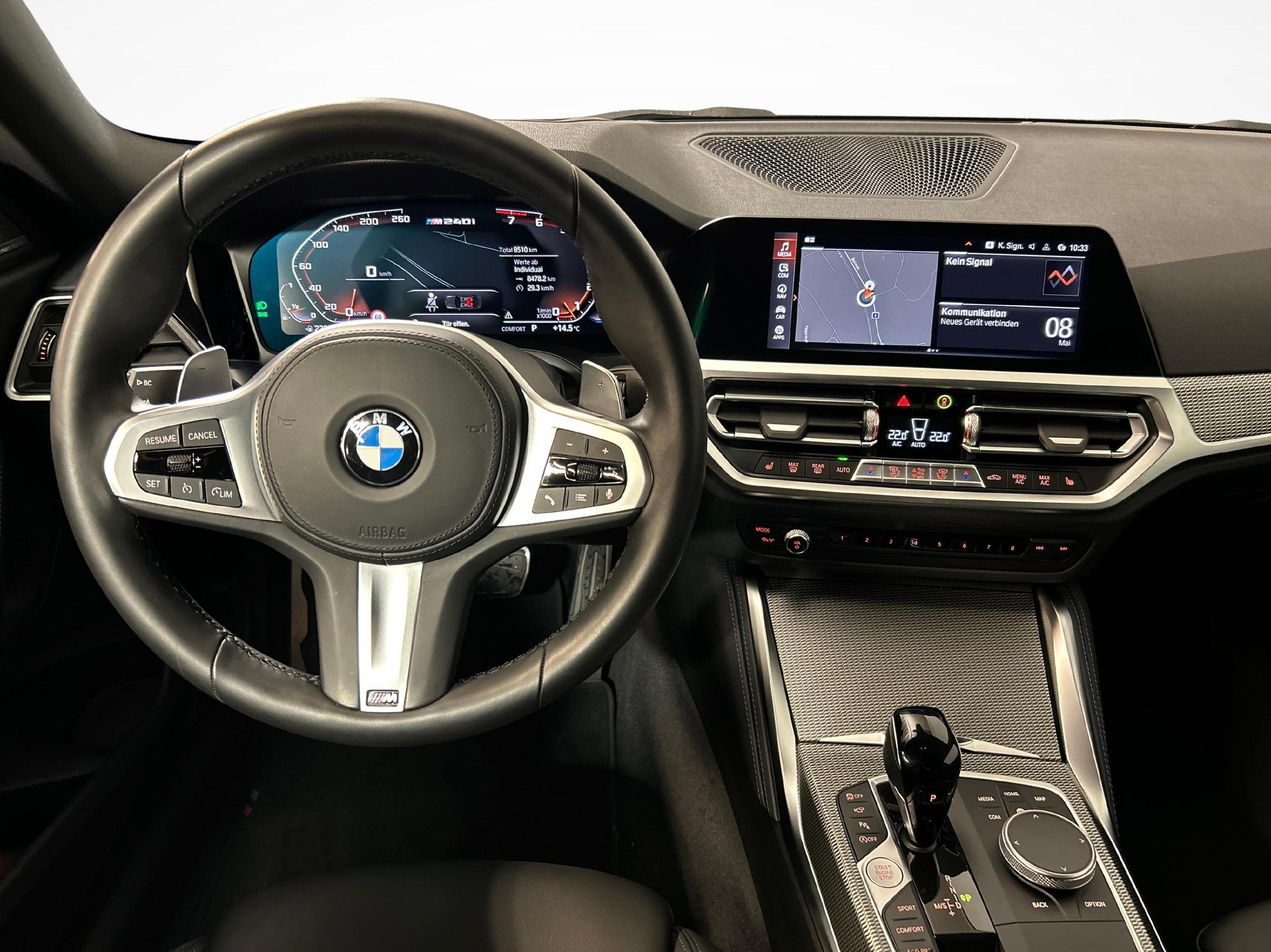BMW M240i xDrive Coupé-image-5
