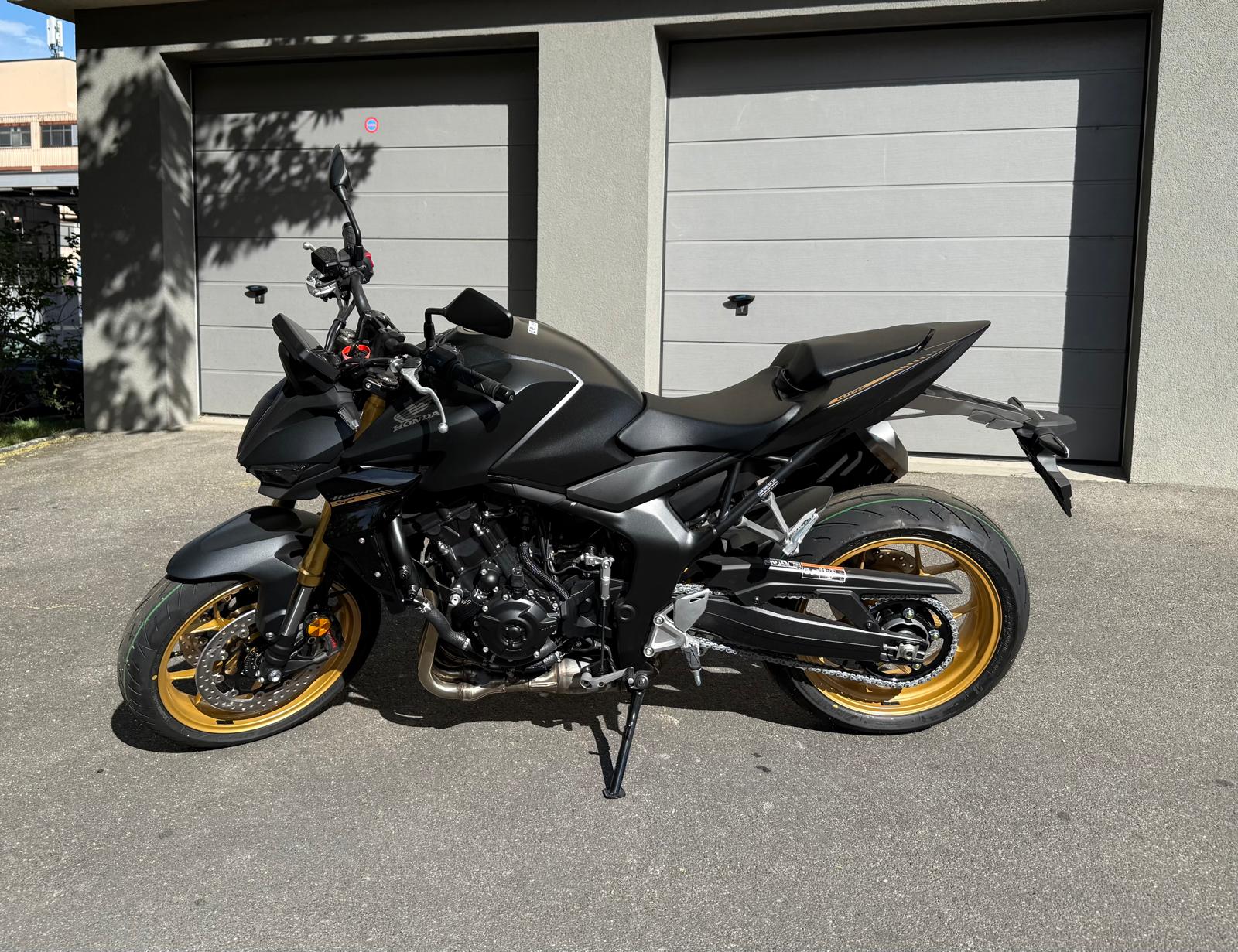 HONDA CB 1000 Hornet SP-showroom-element-2