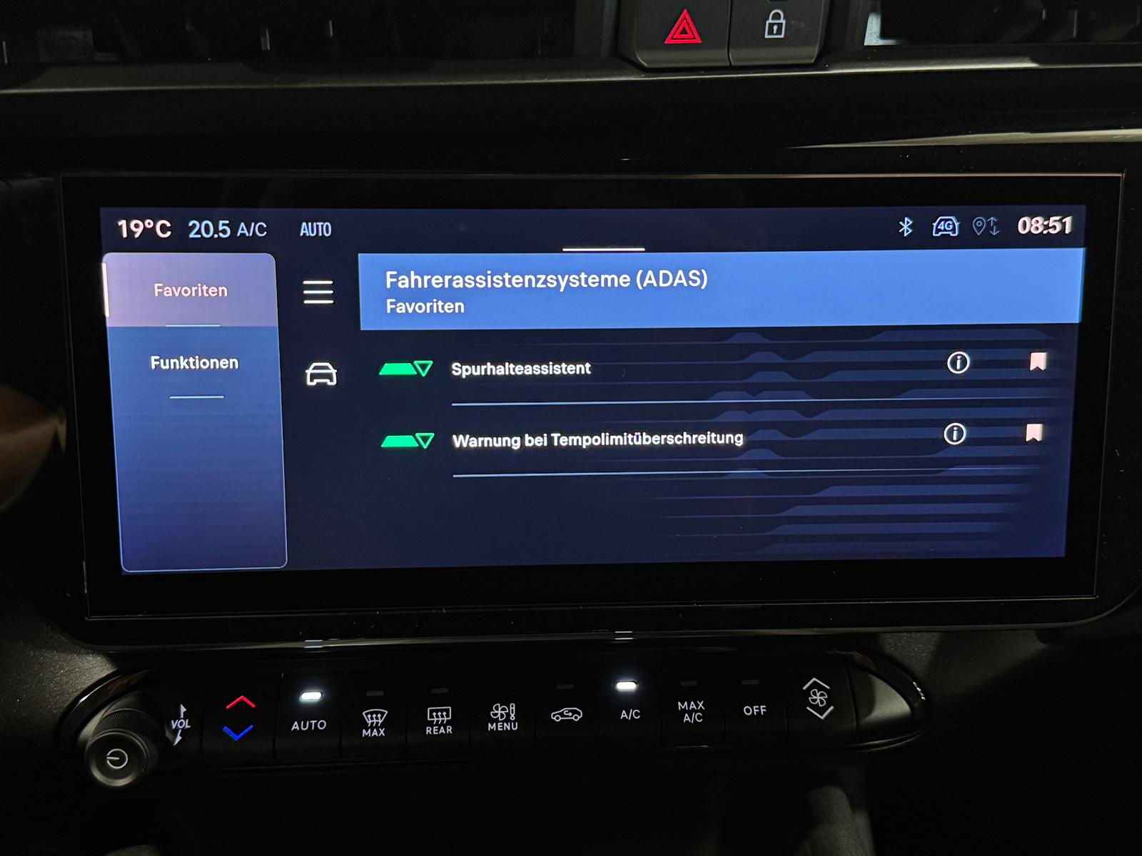 ALFA ROMEO Junior 1.2 48V Hybrid Q4 *Arese Grau*-image-19
