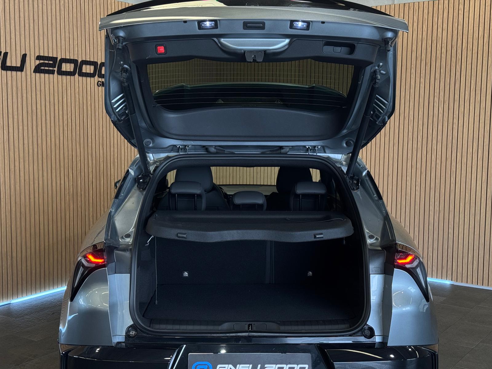 ALFA ROMEO Junior 1.2 48V Hybrid Q4 *Arese Grau*-image-6