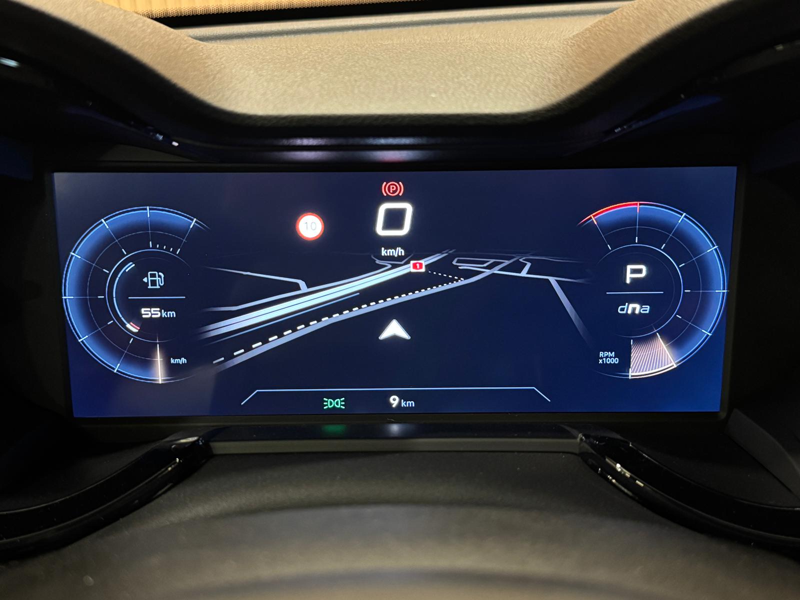 ALFA ROMEO Junior 1.2 48V Hybrid Q4 *Arese Grau*-image-16