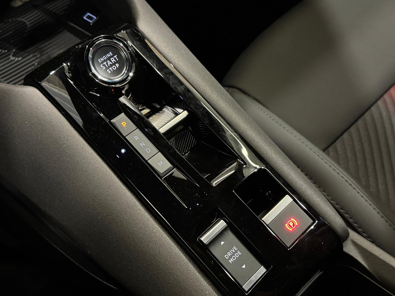 ALFA ROMEO Junior 1.2 48V Hybrid Q4 *Arese Grau*-image-11