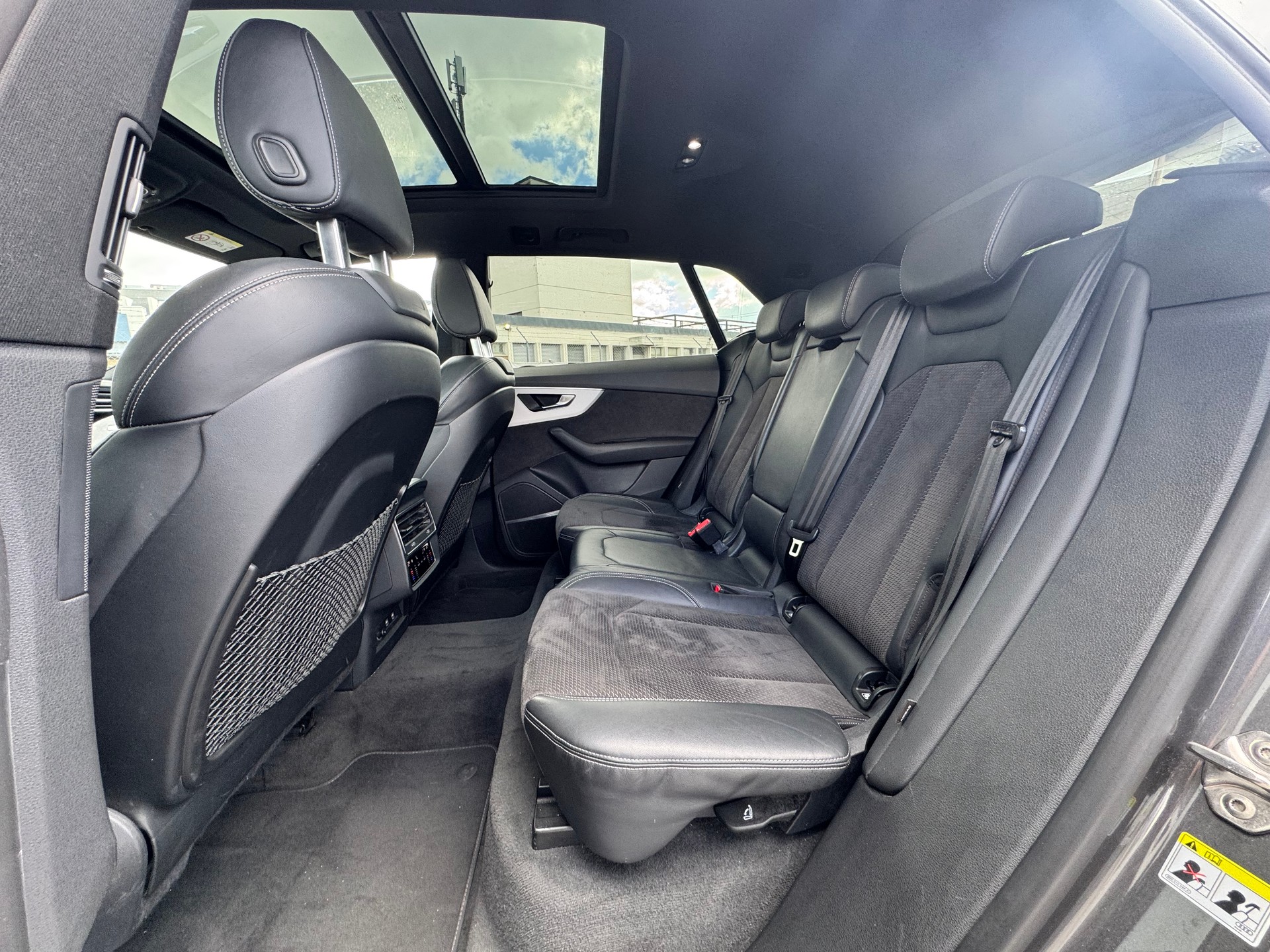 AUDI Q8 50 TDI S-Line quattro tiptronic-image-20