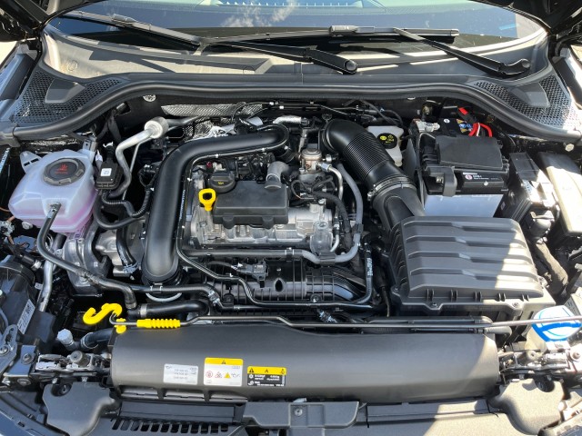 AUDI A1 Sportback 30 TFSI S Line Attraction S-tronic-image-19