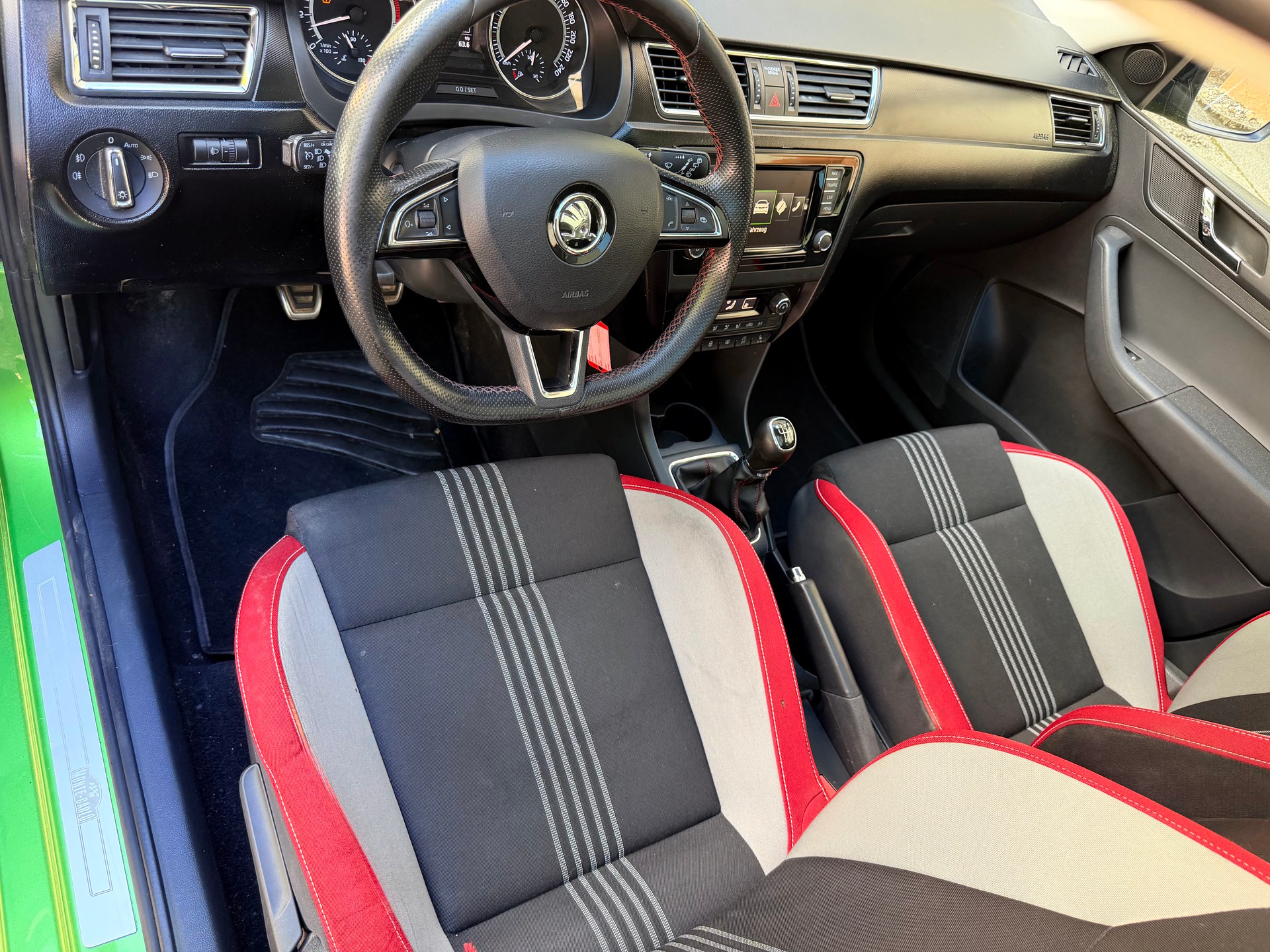 SKODA Rapid Spaceback 1.2 TSI Monte Carlo-image-14