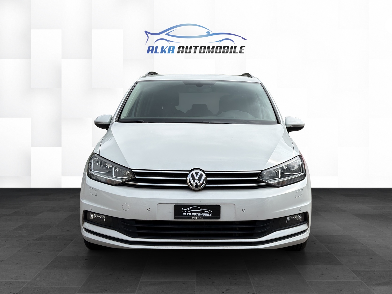 VW Touran 2.0 TDI BlueMotion Technology Comfortline 7 Platz DSG-image-1