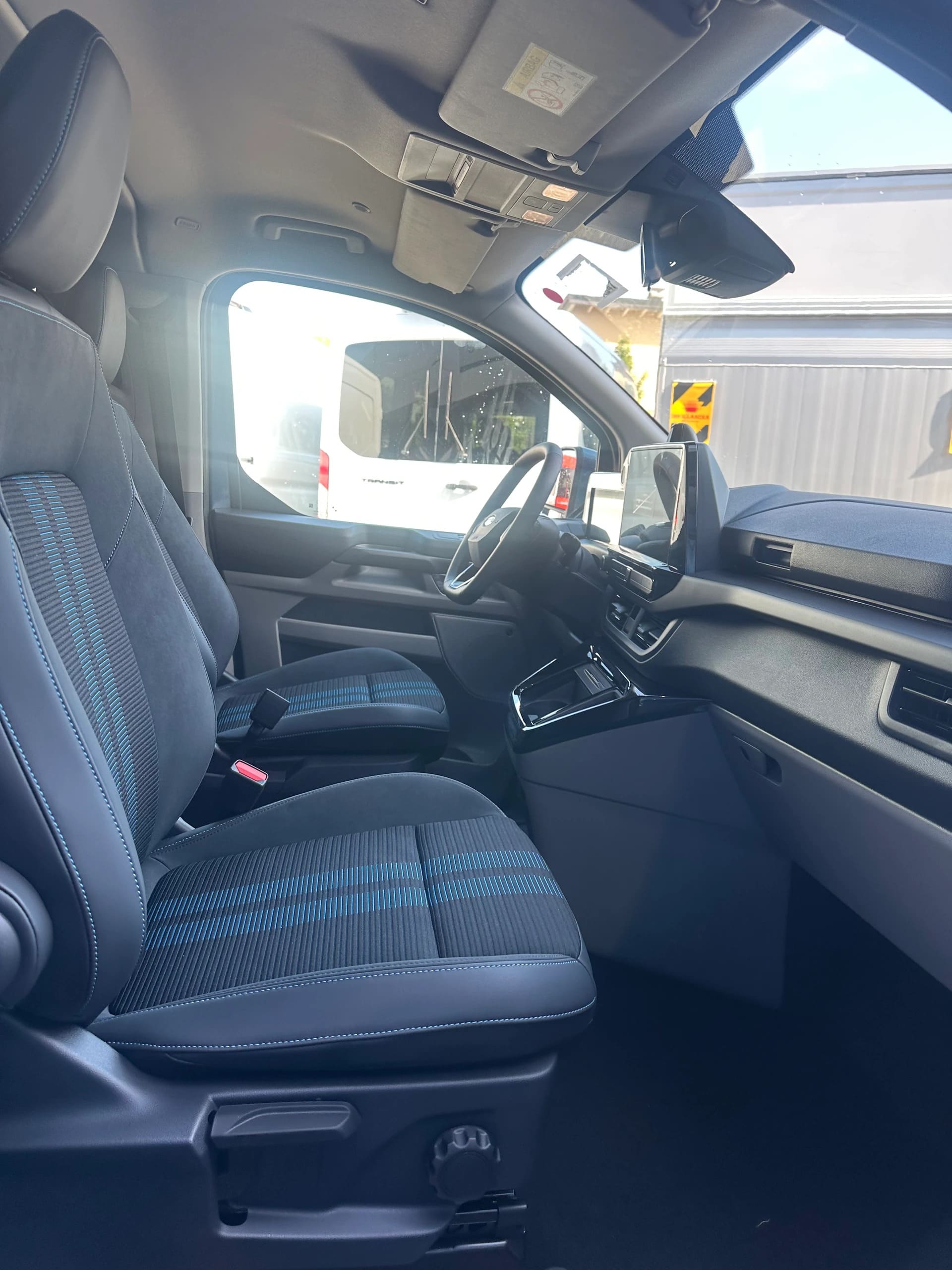 FORD Tourneo Custom 340 L1 2.5 Durat Sport/PHEV-image-14