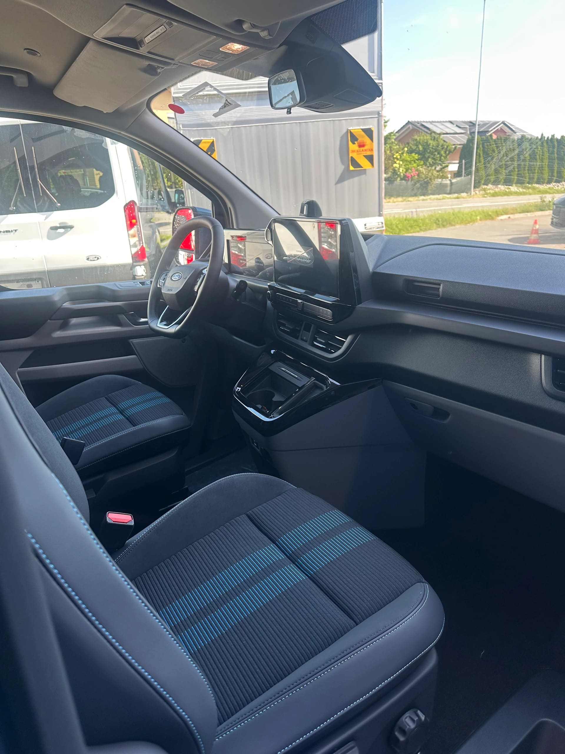 FORD Tourneo Custom 340 L1 2.5 Durat Sport/PHEV-image-13