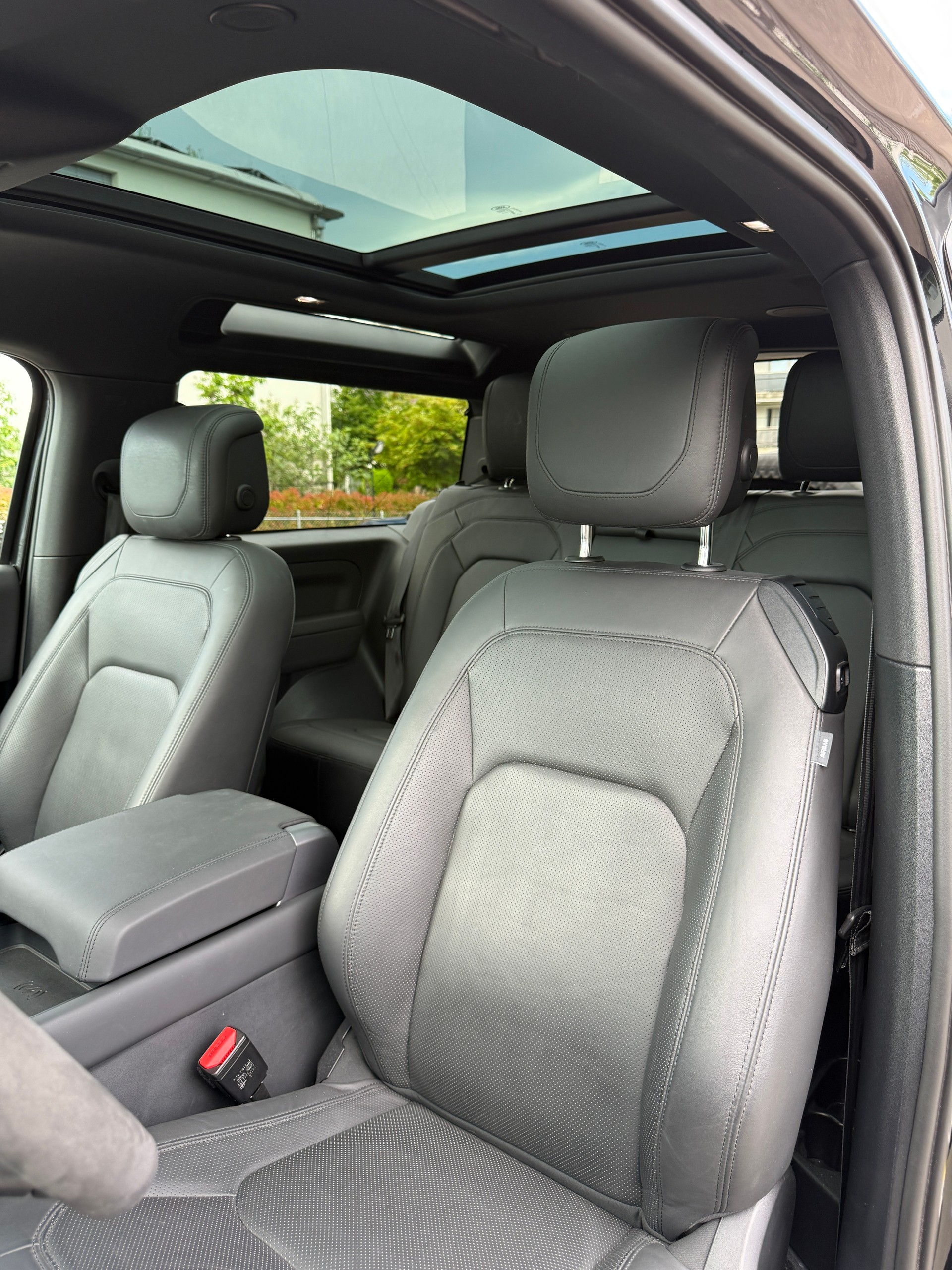 LAND ROVER DEFENDER 90 525 V8 5.0 AT8*5 JAHRE/150000 KILOMETER HERSTELLERGARANTIE*VOLLAUSSTATTUNG*-image-15