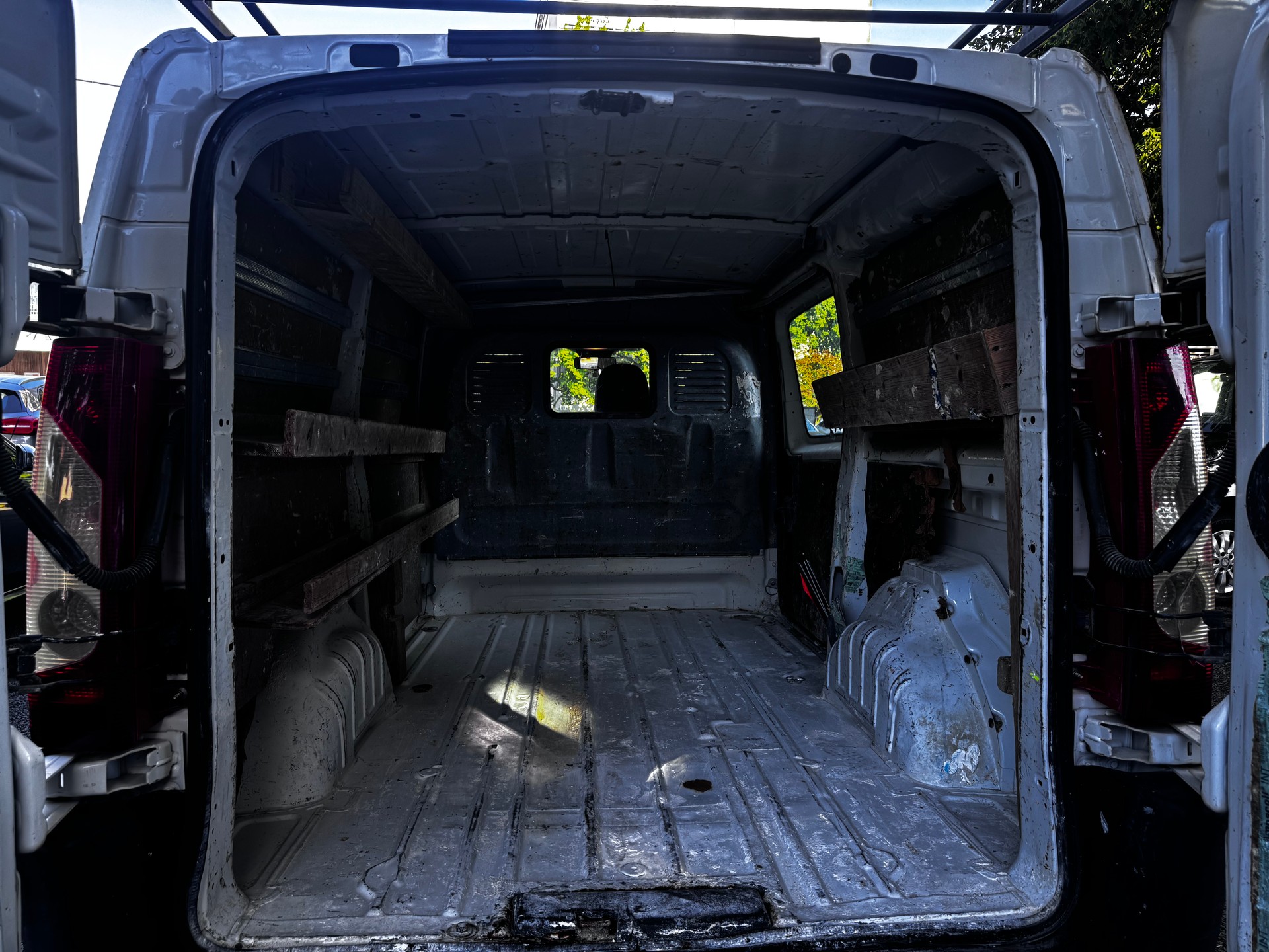 PEUGEOT Expert 2.0 HDi 229 L2H1-image-5