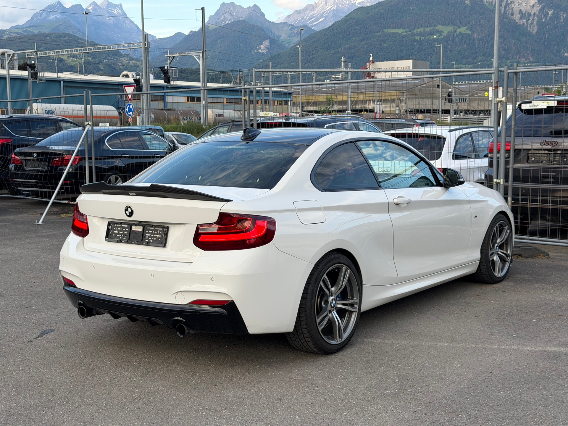 BMW M235i xDrive Steptronic-image-8