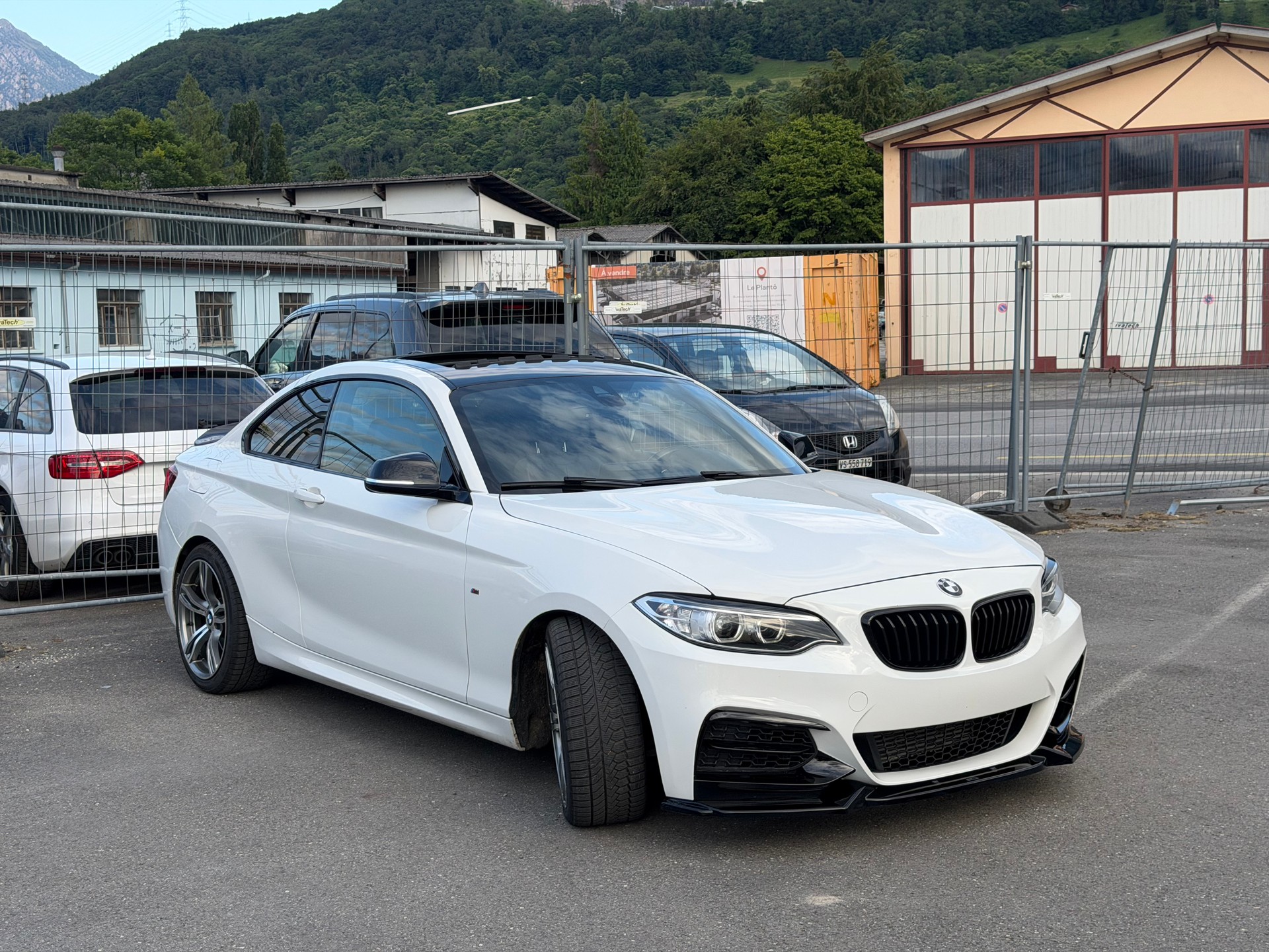 BMW M235i xDrive Steptronic-image-1