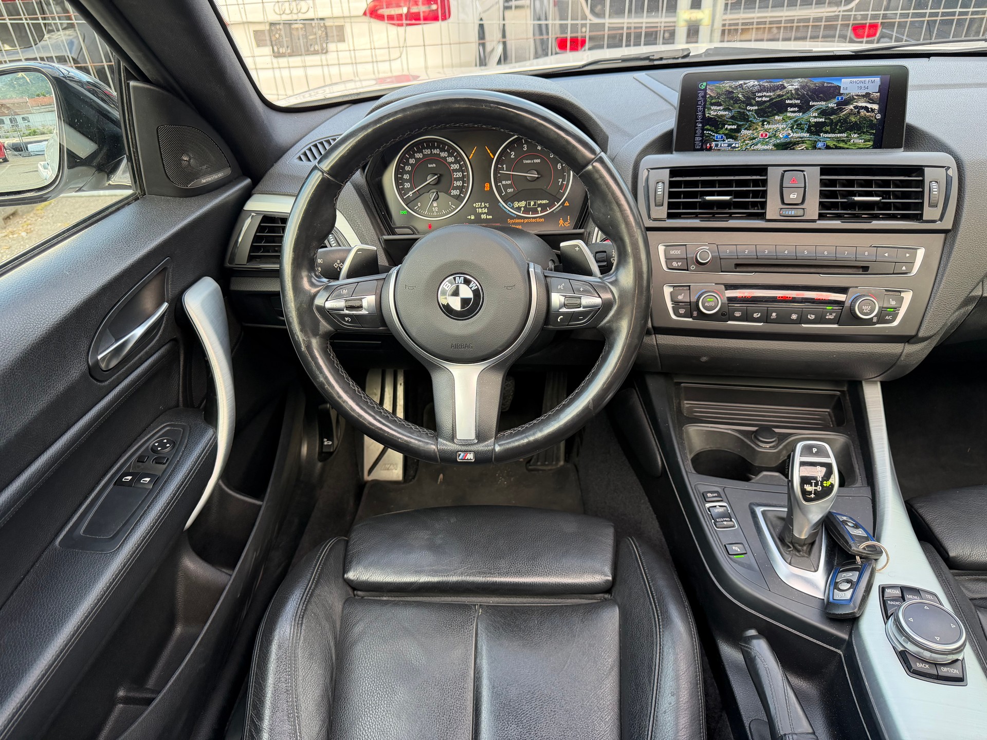 BMW M235i xDrive Steptronic-image-11
