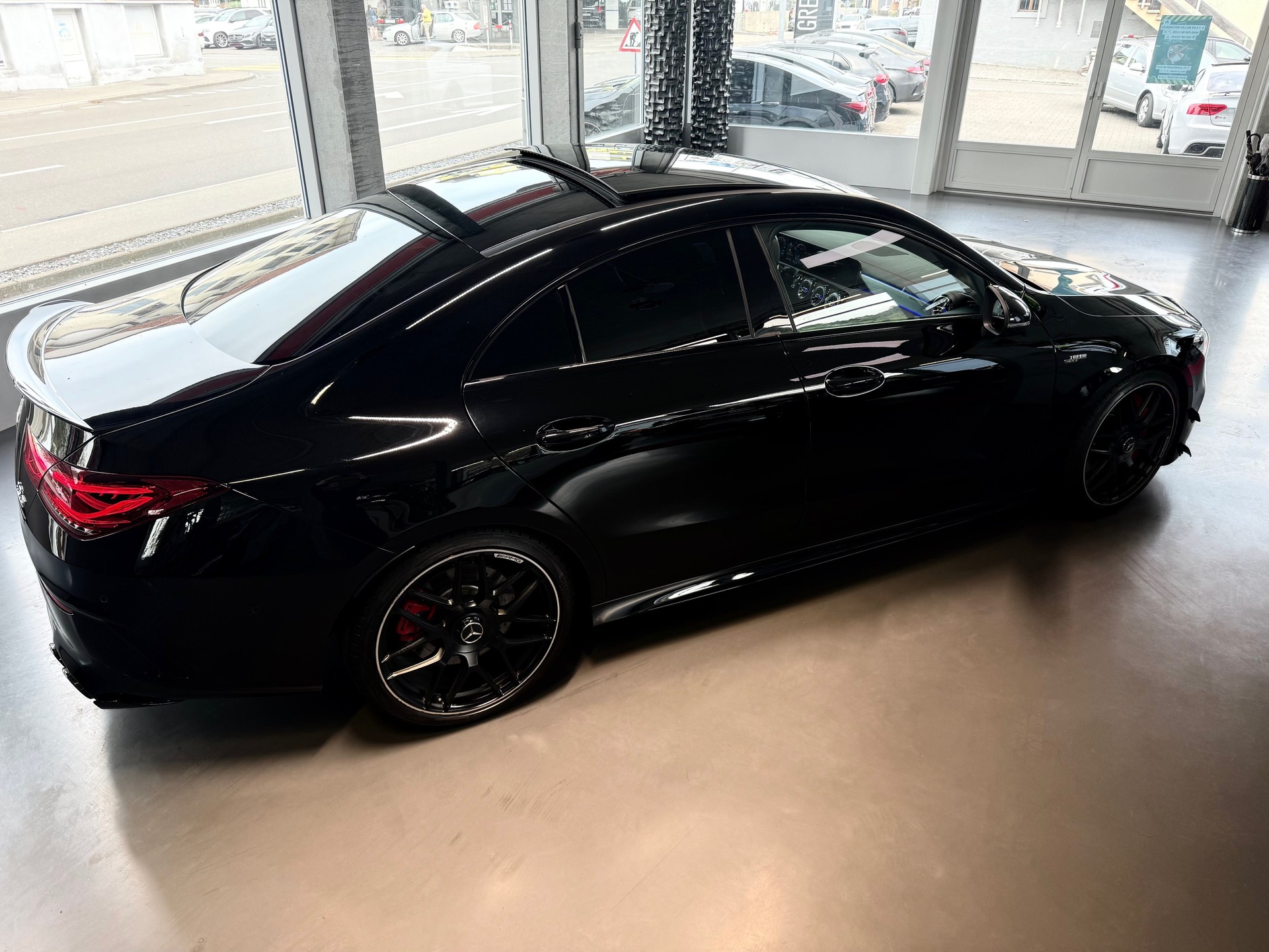 MERCEDES-BENZ CLA 45 S AMG 4Matic+ 8G-DCT-image-4