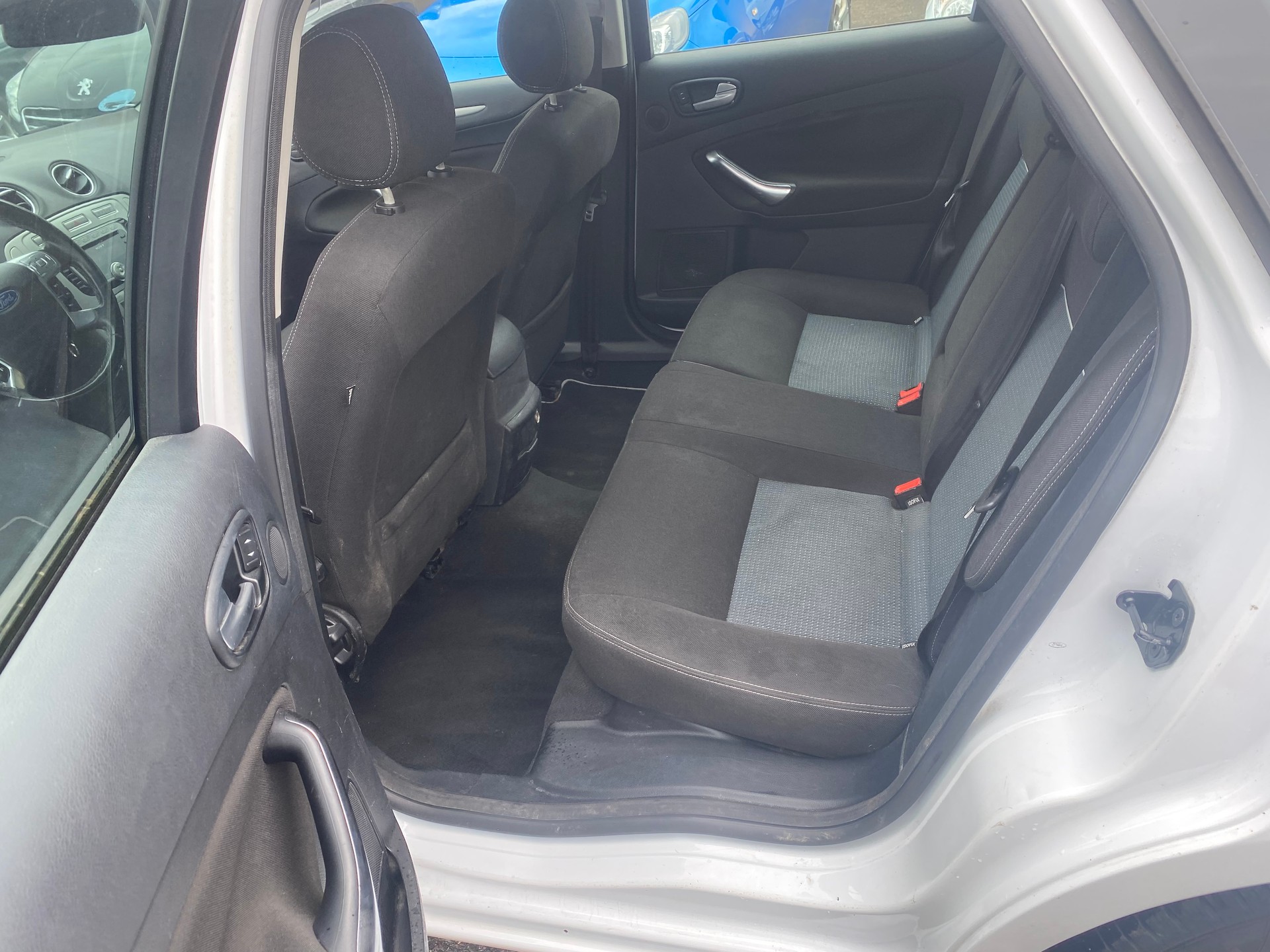 FORD Mondeo 2.0 TDCi 16V Carving PowerShift-image-10