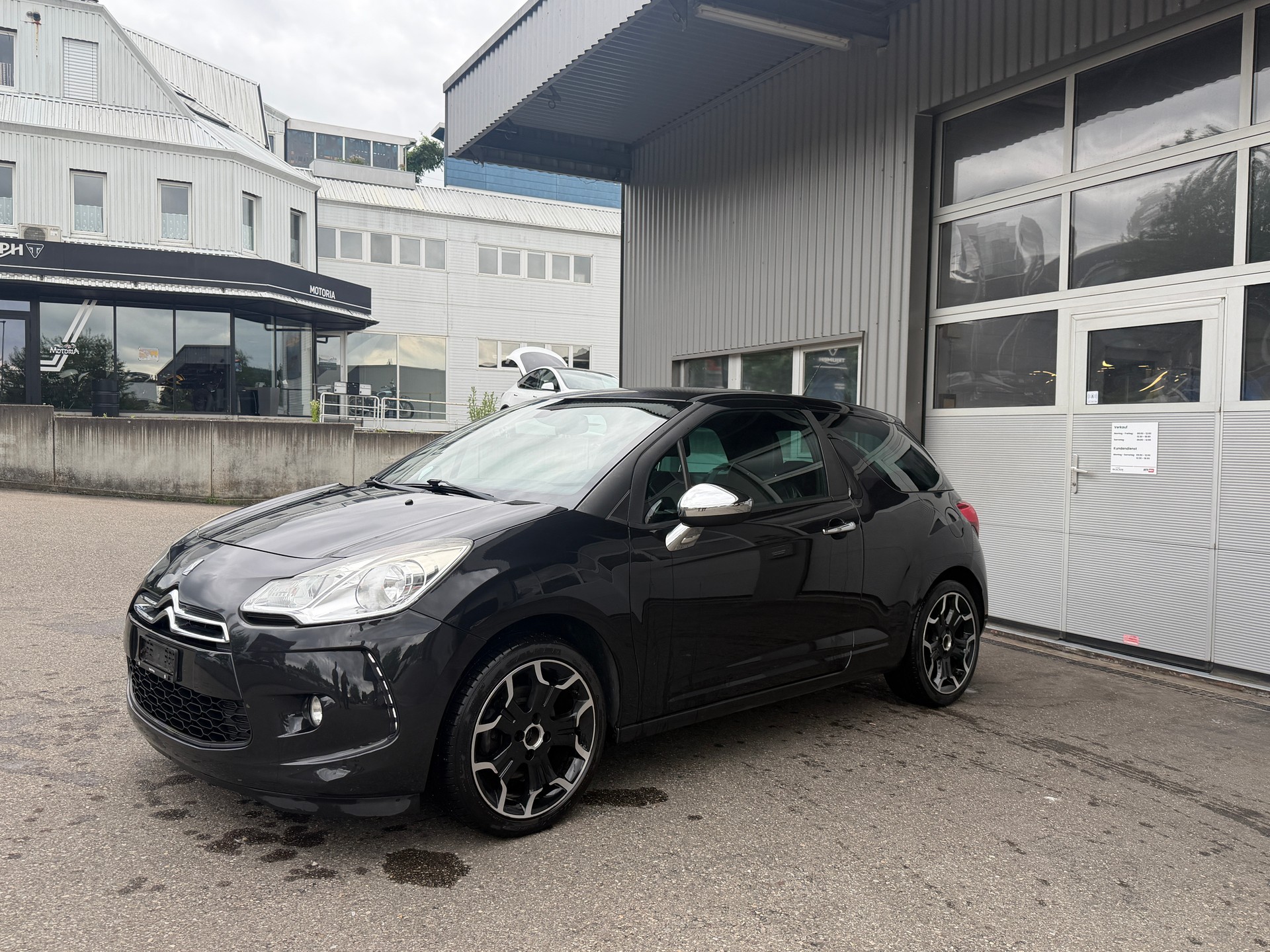 DS AUTOMOBILES DS3 1.6 VTi SO Chic-image-2