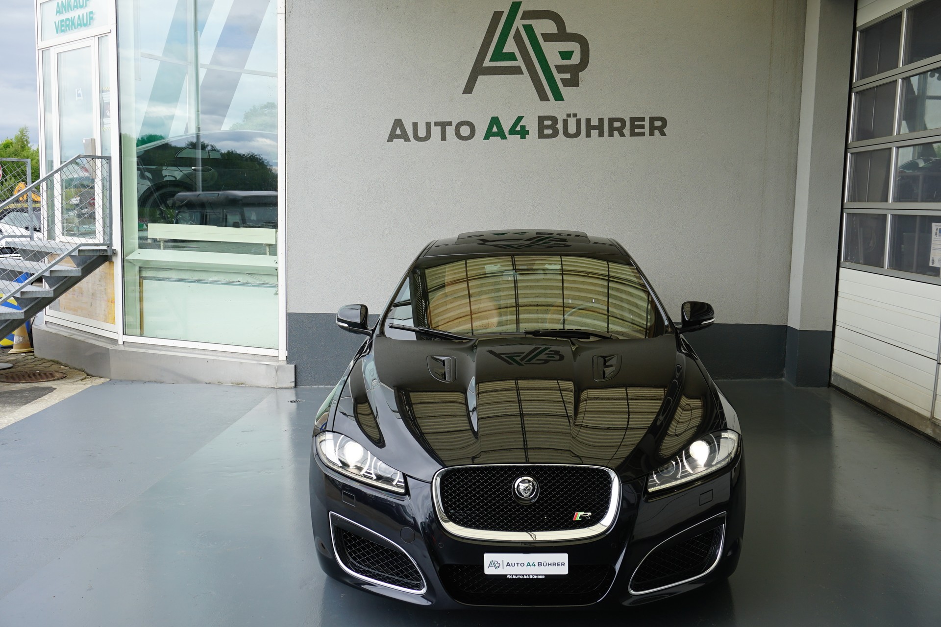 JAGUAR XF 5.0 V8 S/C XFR-image-8