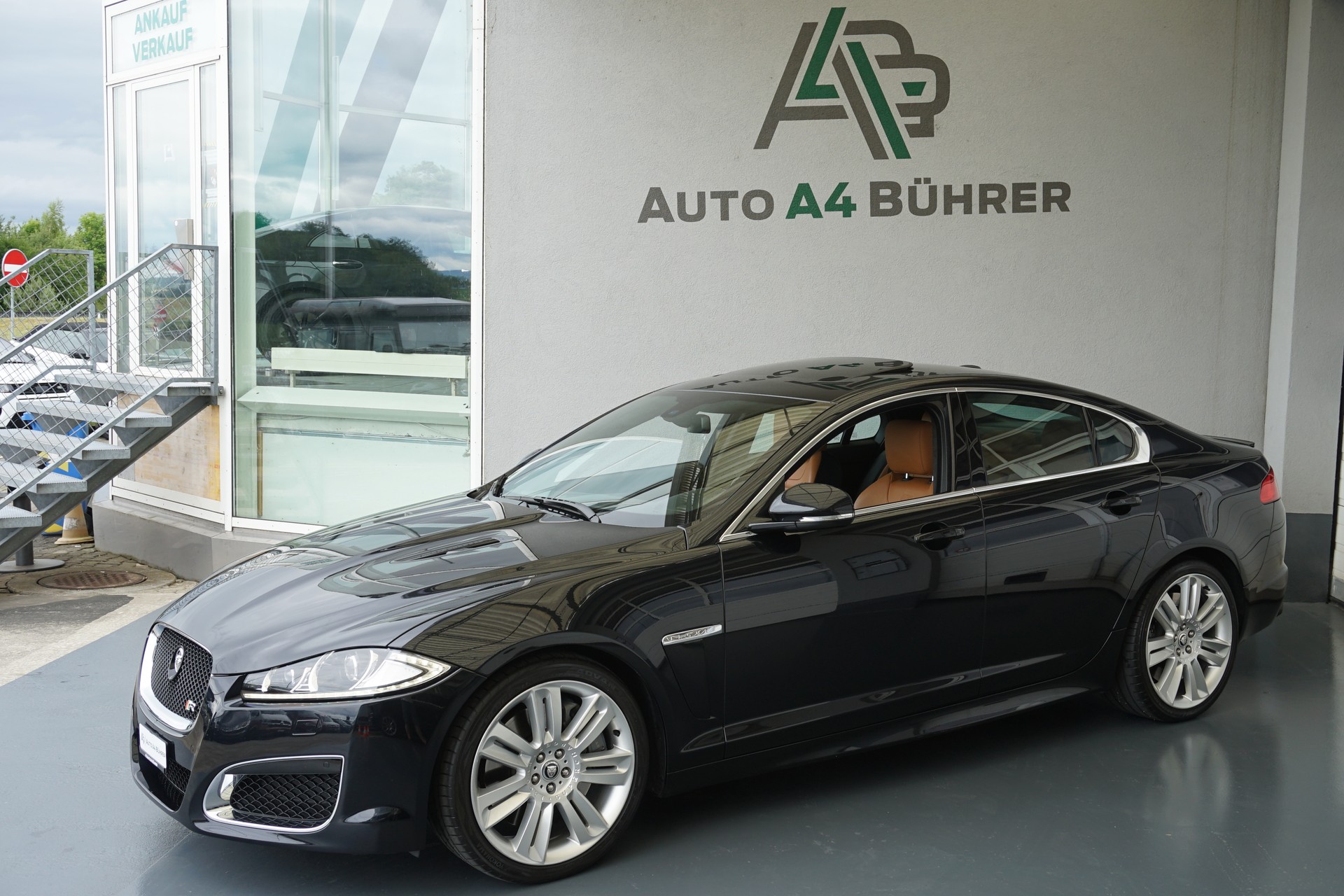 JAGUAR XF 5.0 V8 S/C XFR-image-3