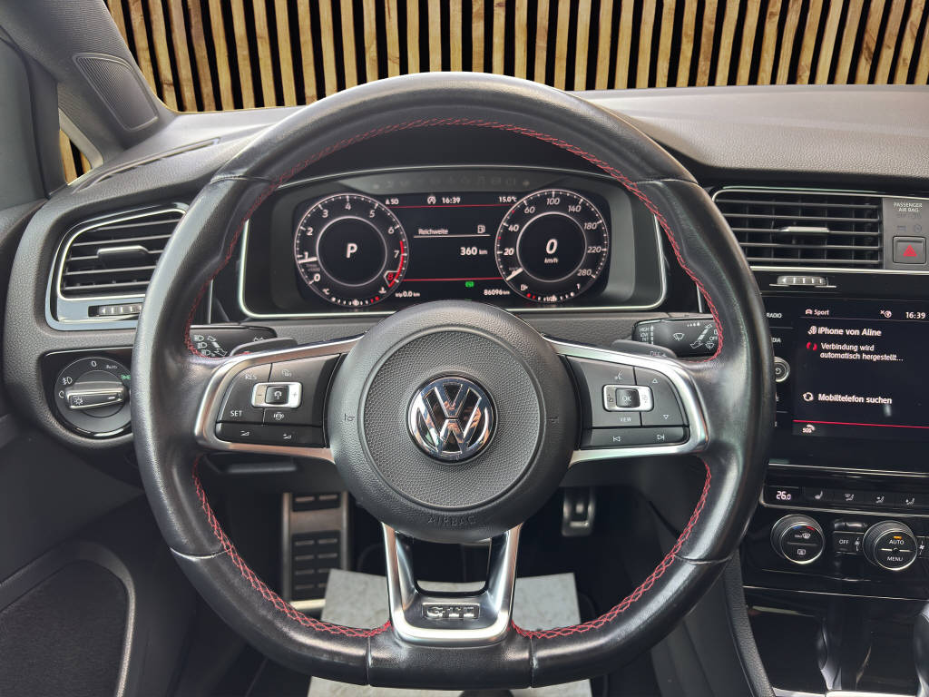 VW Golf VII 2.0 TSI GTI Performance DSG-image-8