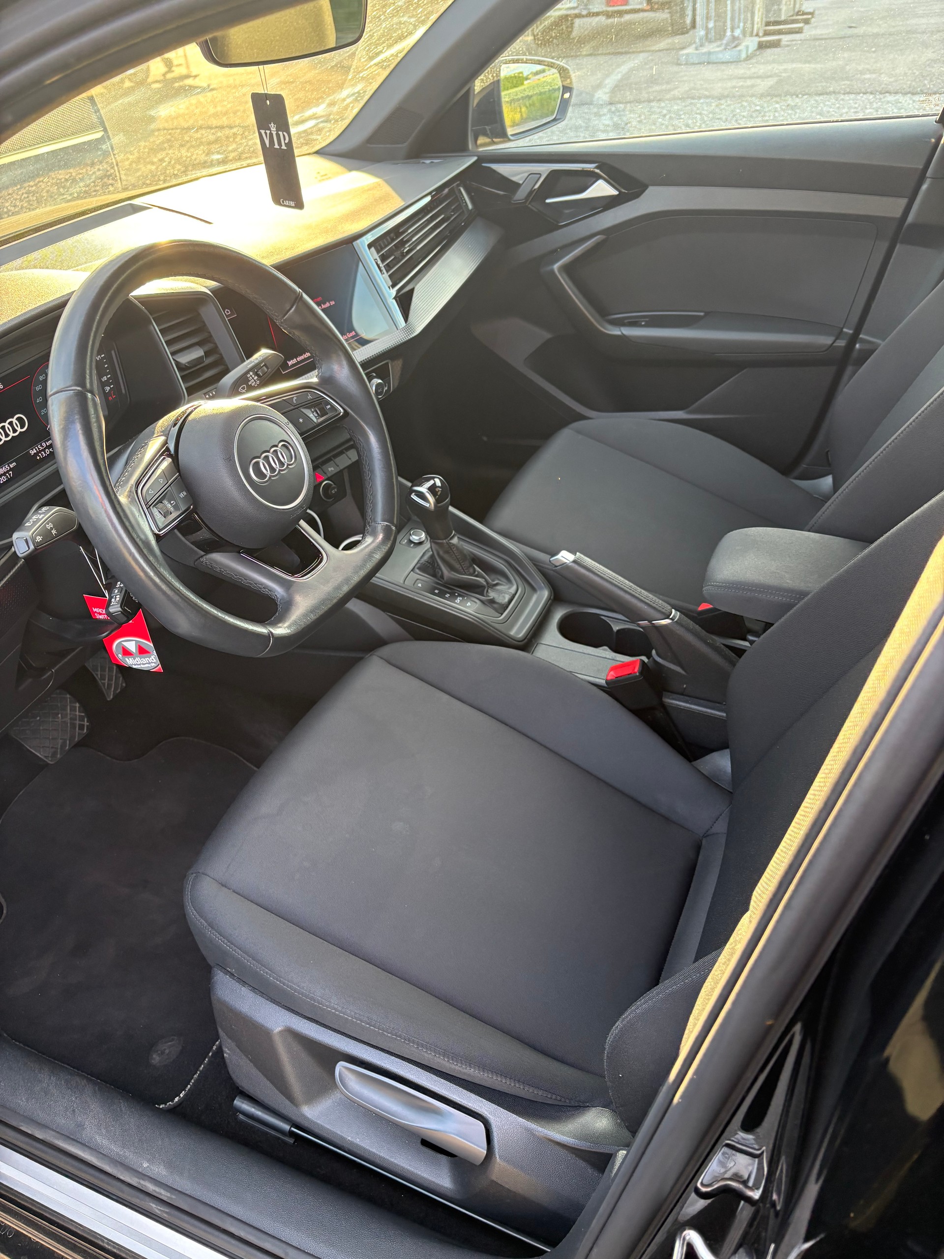 AUDI Citycarver 35 TFSI-image-2