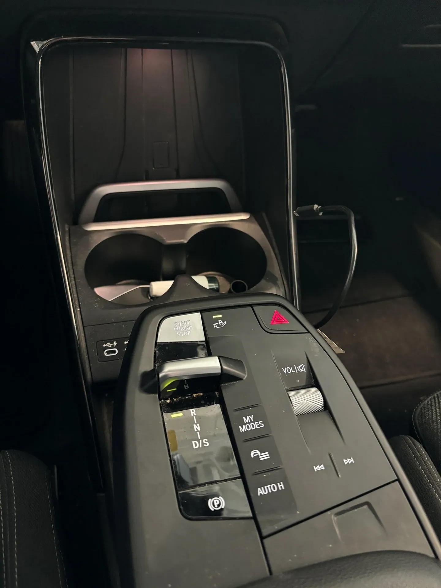 BMW 218d Active Tourer DKG-image-11