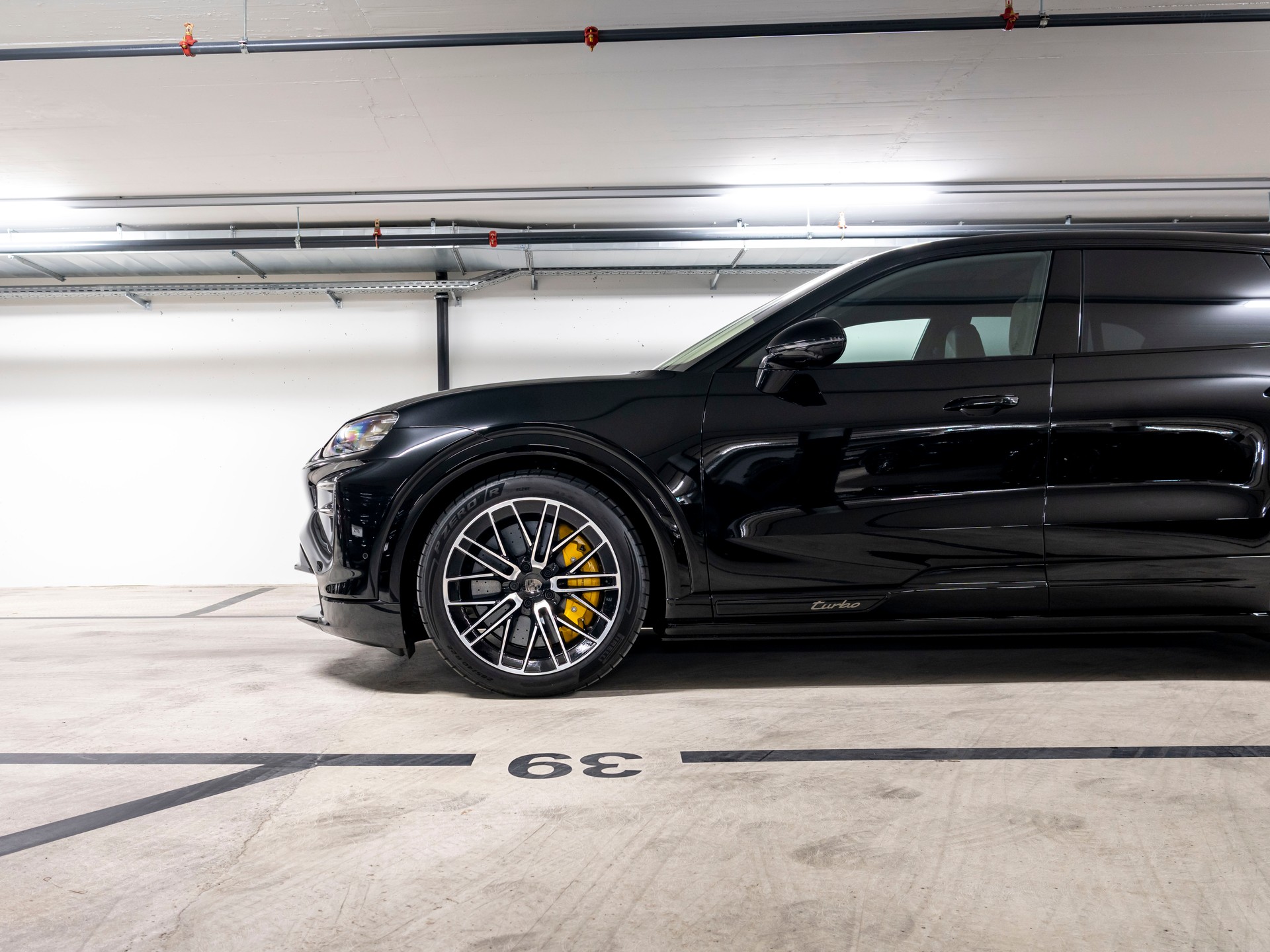 PORSCHE Cayenne Turbo Electric 113 kWh-image-5