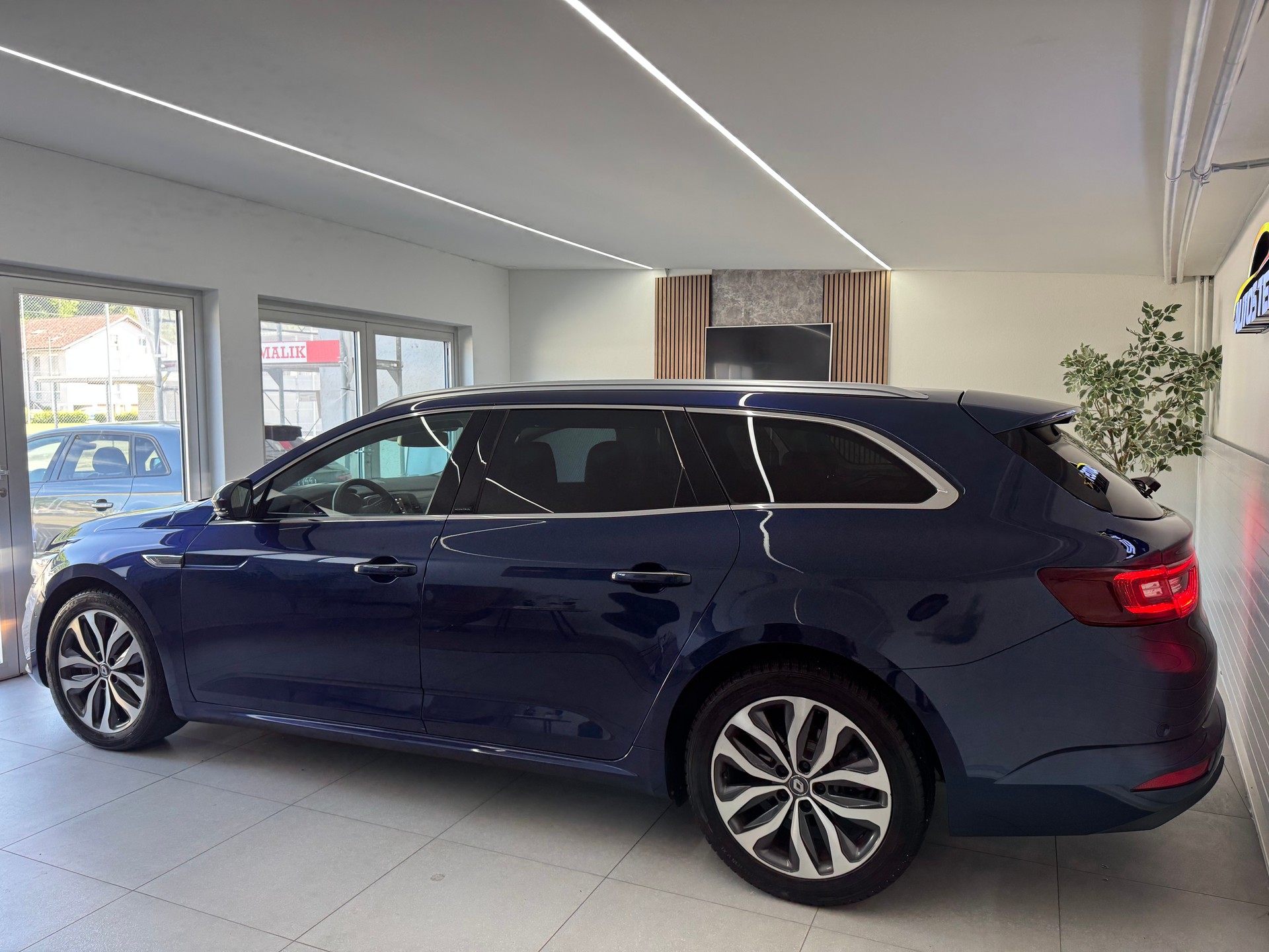 RENAULT Talisman Grandtour 1.6 TCe Intens EDC-image-6