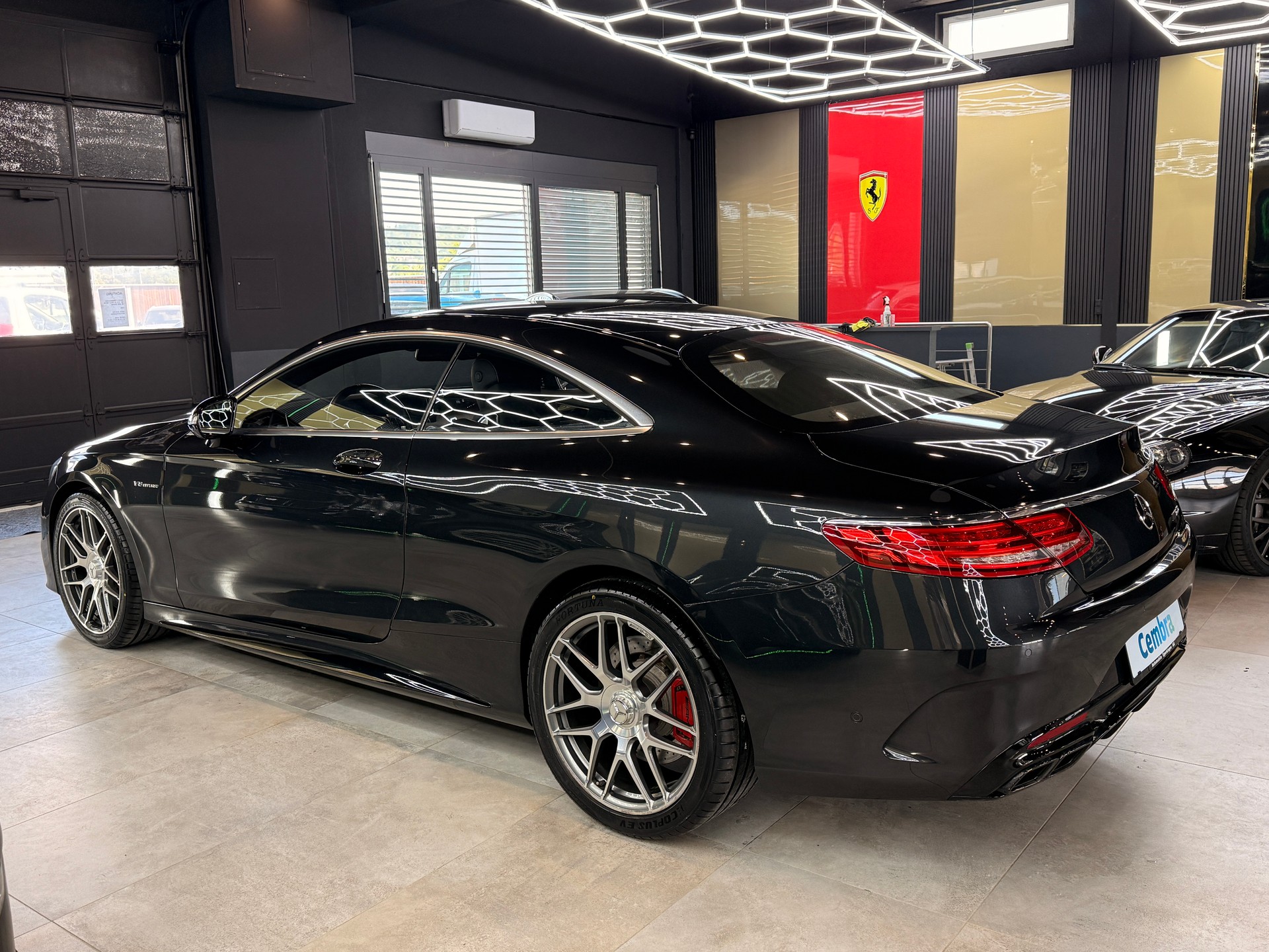 MERCEDES-BENZ S 63 AMG Coupé 4Matic Speedshift MCT-image-6