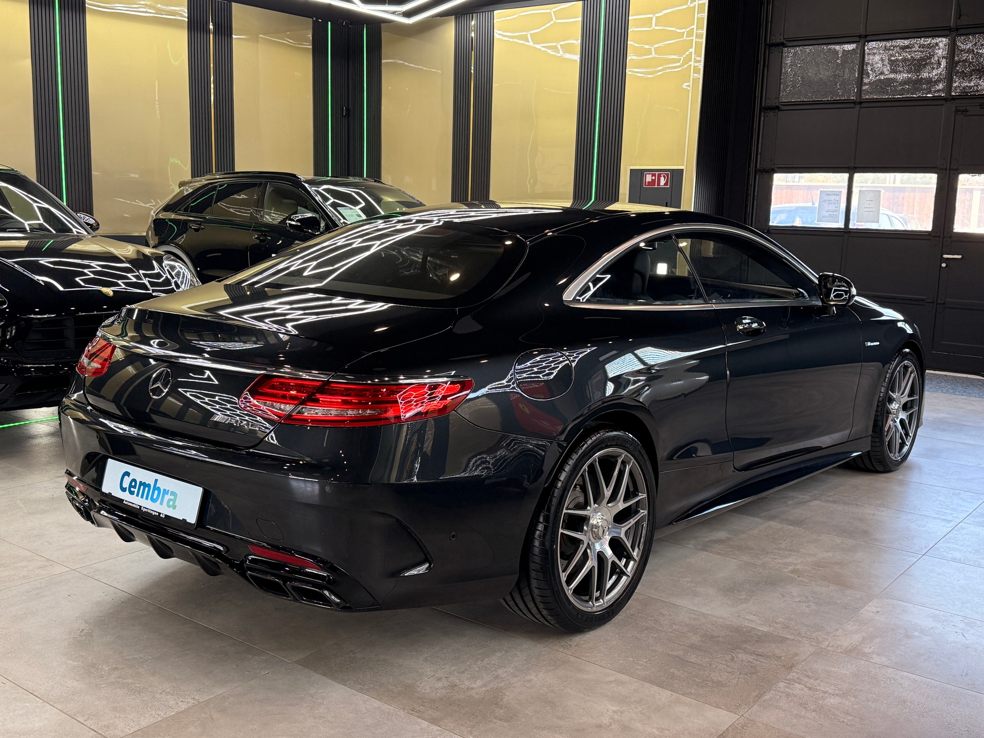 MERCEDES-BENZ S 63 AMG Coupé 4Matic Speedshift MCT-image-4