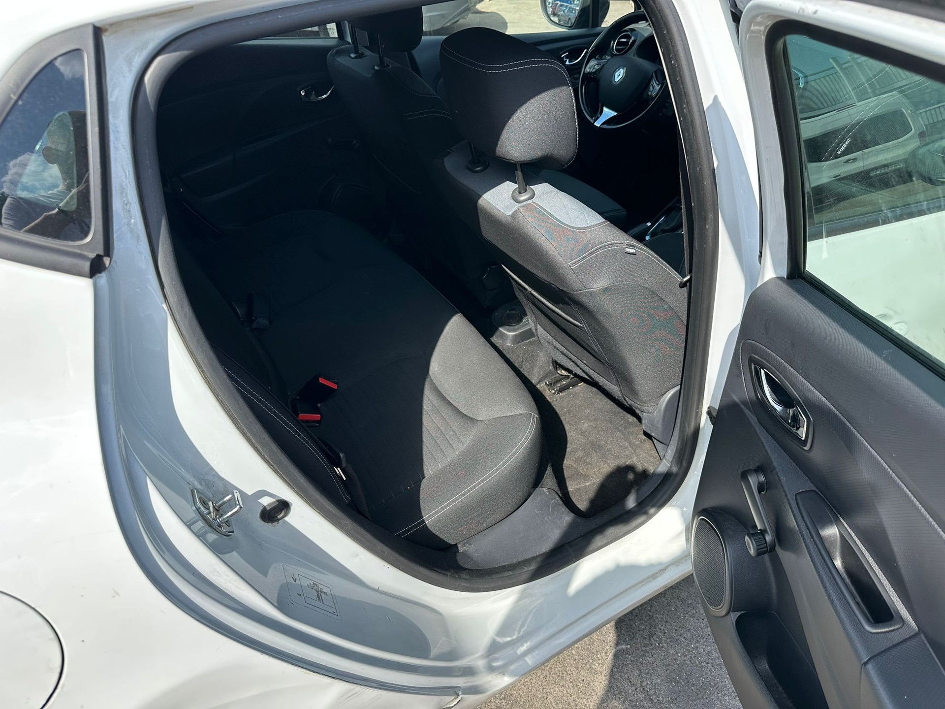 RENAULT Clio 1.5 dCi Expression EDC-image-4