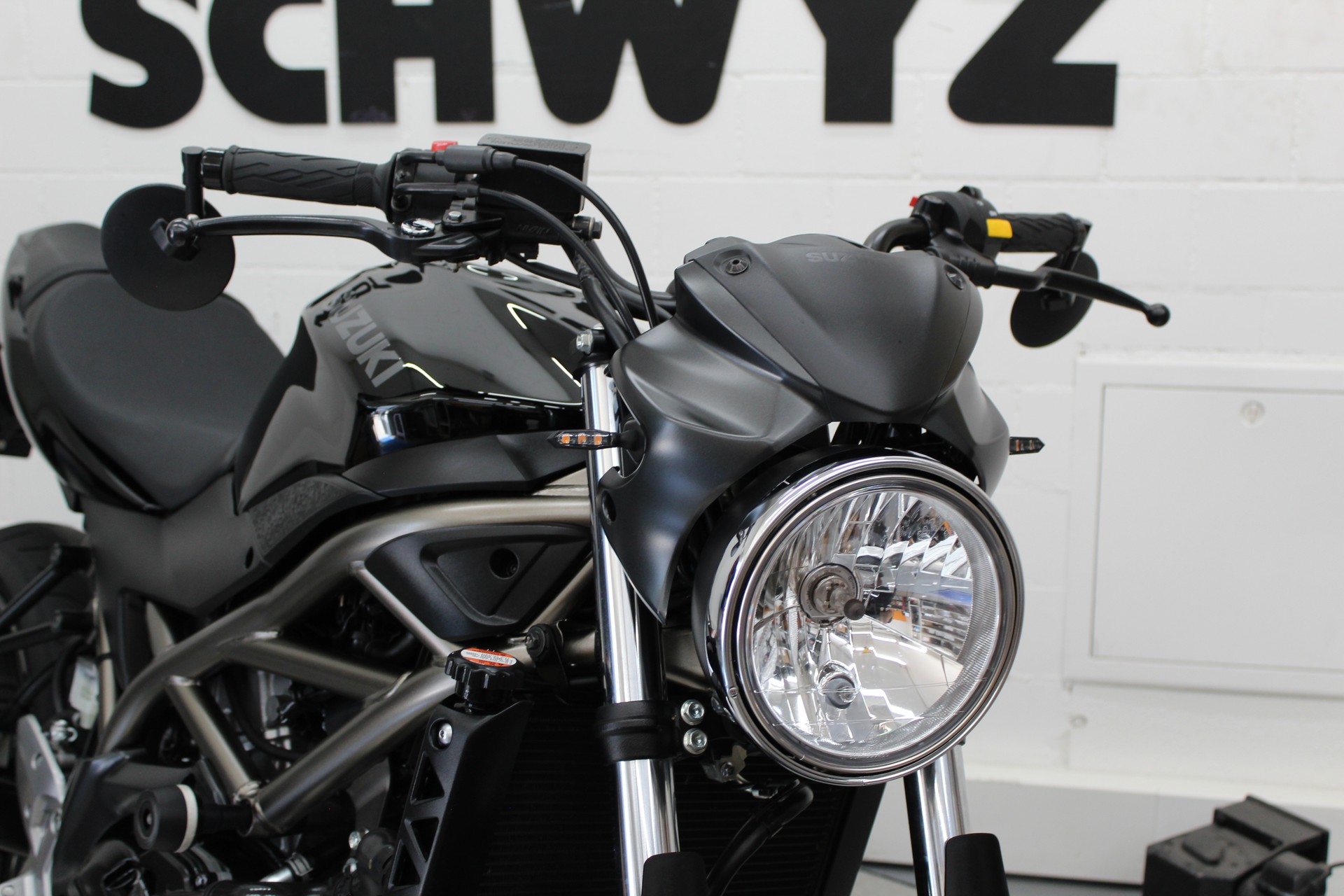 SUZUKI SV 650-image-6