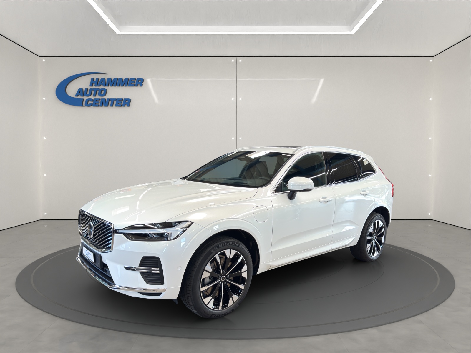 VOLVO XC60 2.0 T6 TE Plus Bright eAWD-image-0