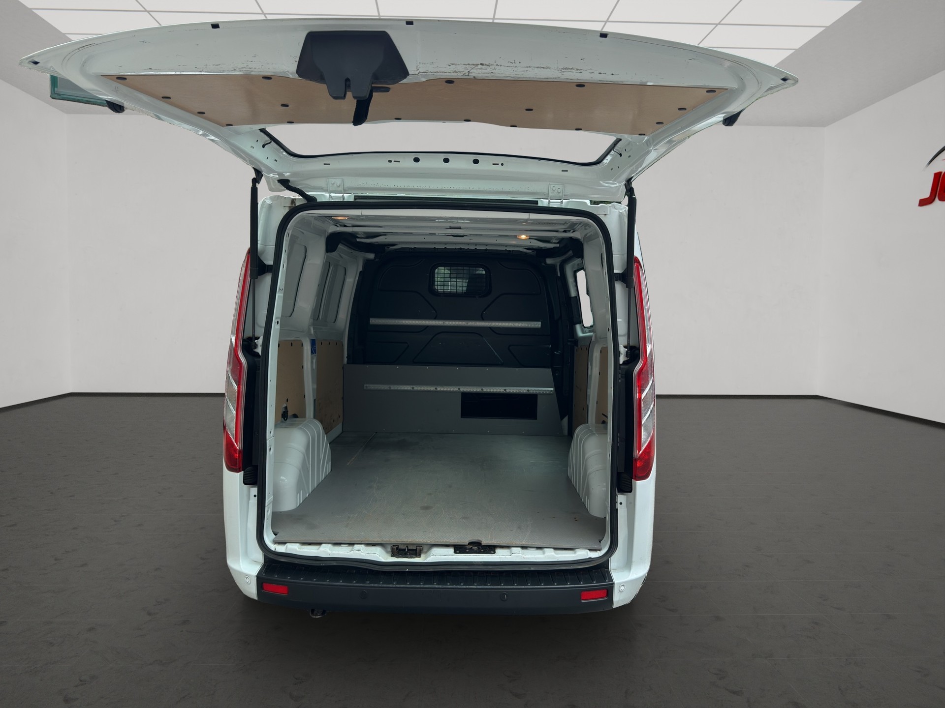 FORD Transit Custom Van 320 L1H1 Ambiente-image-11