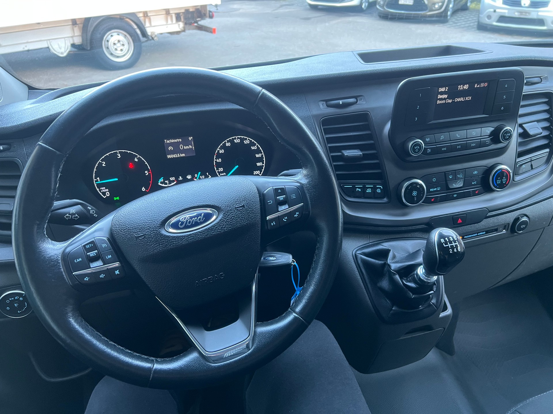FORD Transit Custom Van 320 L1H1 Ambiente-image-7