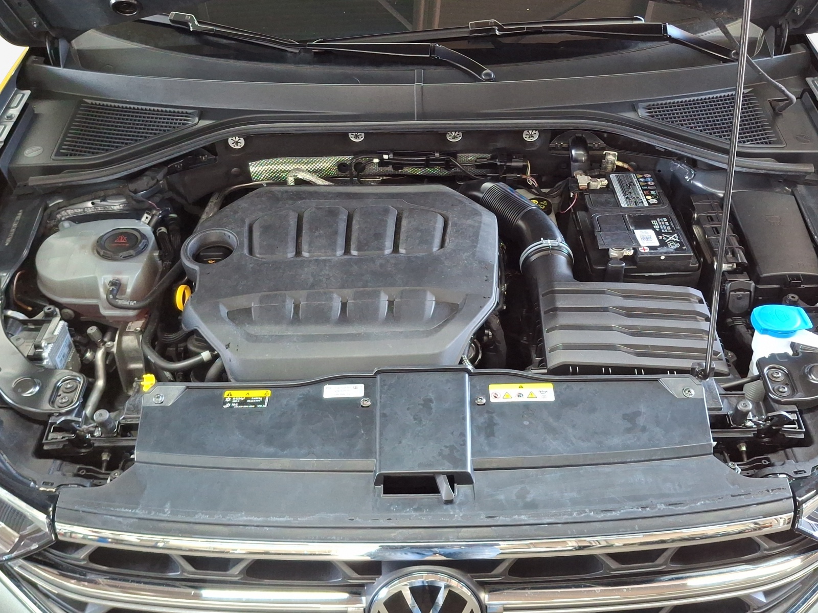 VW T-Roc 2.0 TSI Style DSG 4Motion-image-15