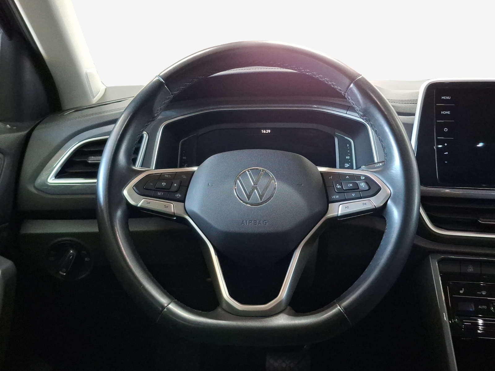 VW T-Roc 2.0 TSI Style DSG 4Motion-image-9