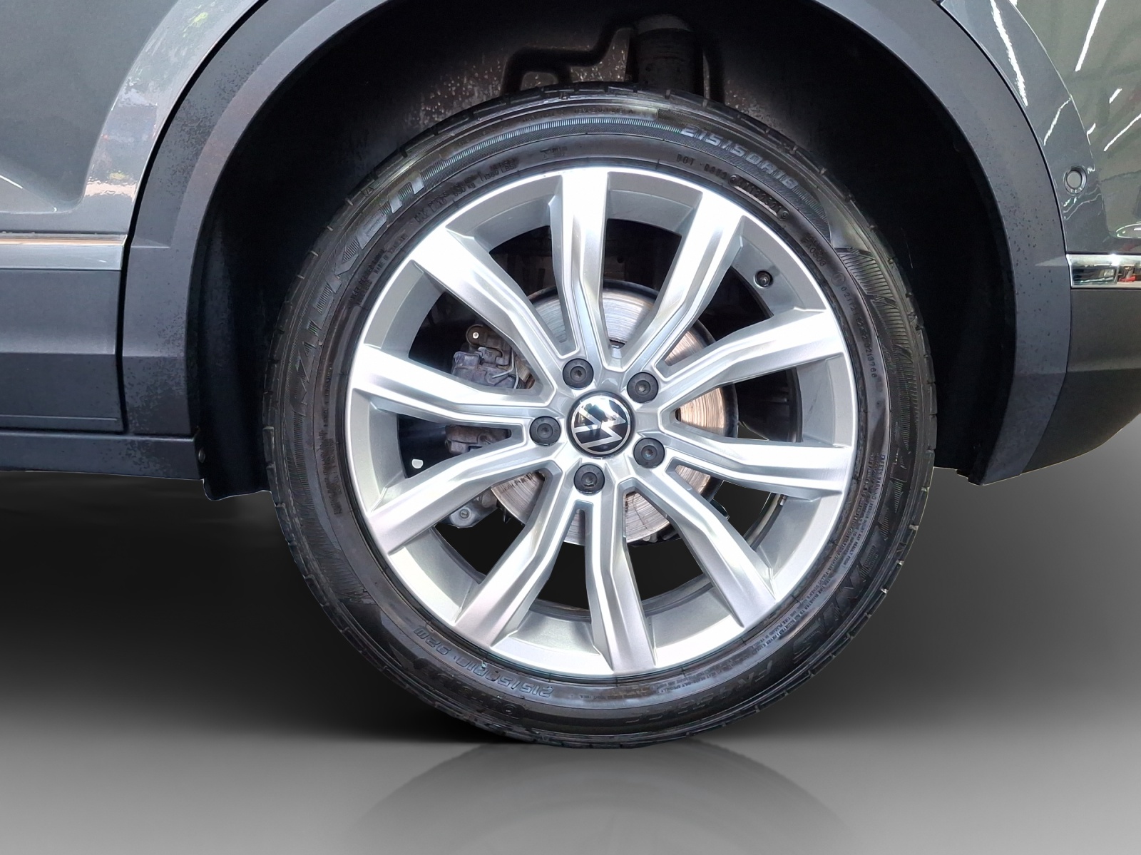 VW T-Roc 2.0 TSI Style DSG 4Motion-image-13