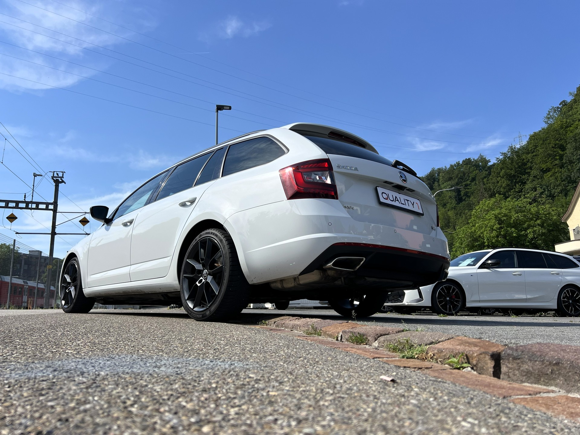 SKODA Octavia Combi 2.0 TDI RS 4x4 DSG-image-9