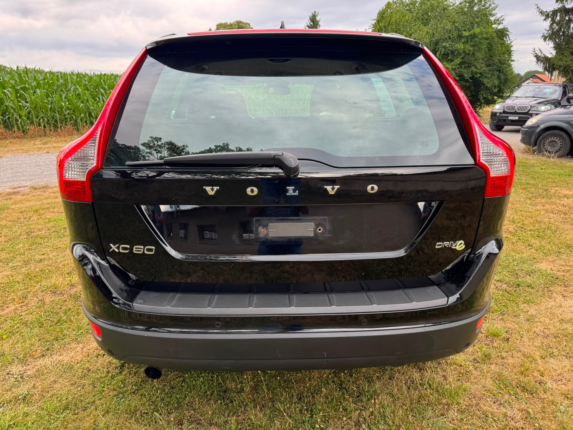 VOLVO XC60 DRIVe Kinetic-image-6