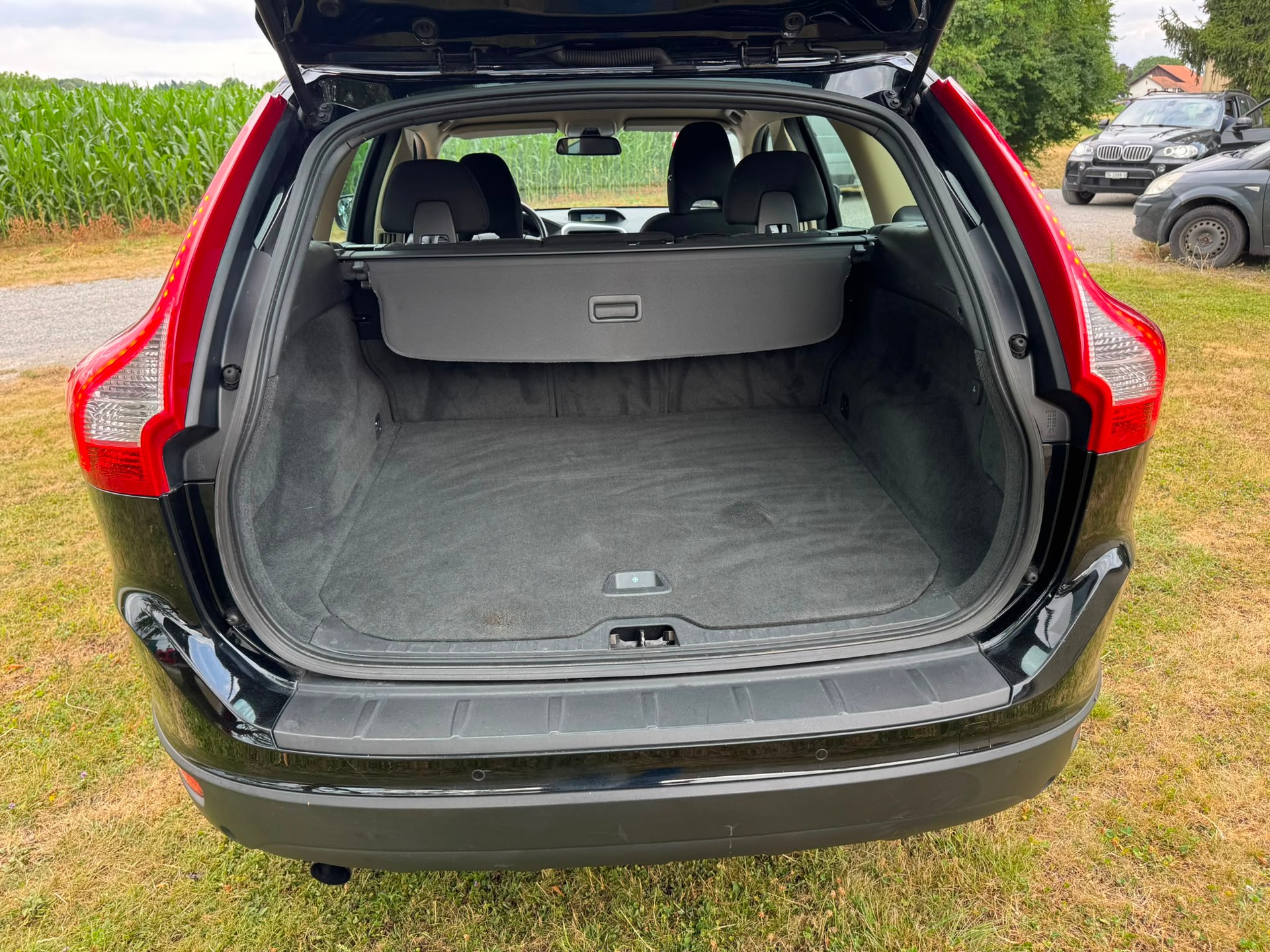 VOLVO XC60 DRIVe Kinetic-image-7