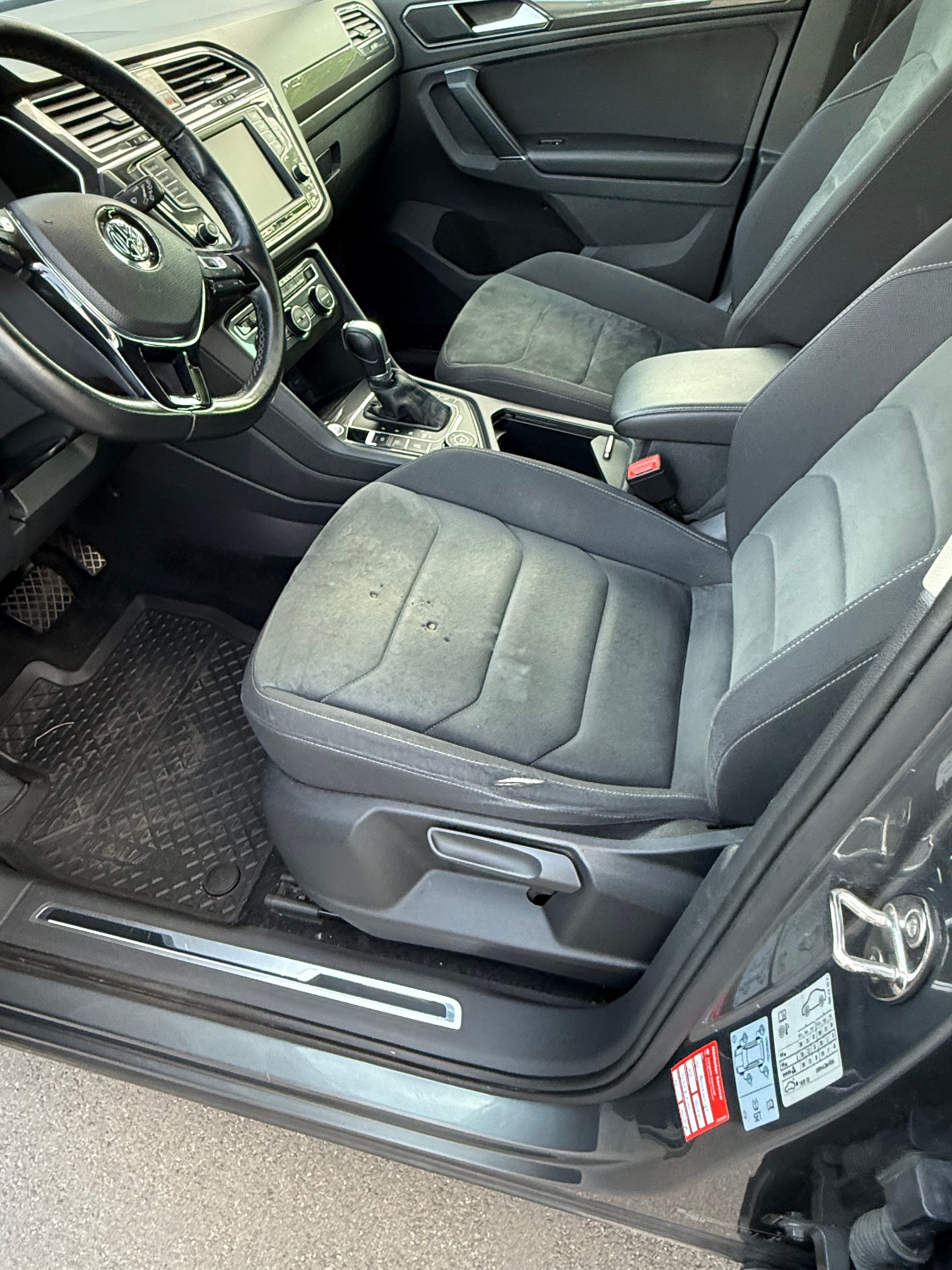 VW 2.0 TDI SCR Highline DSG-image-2