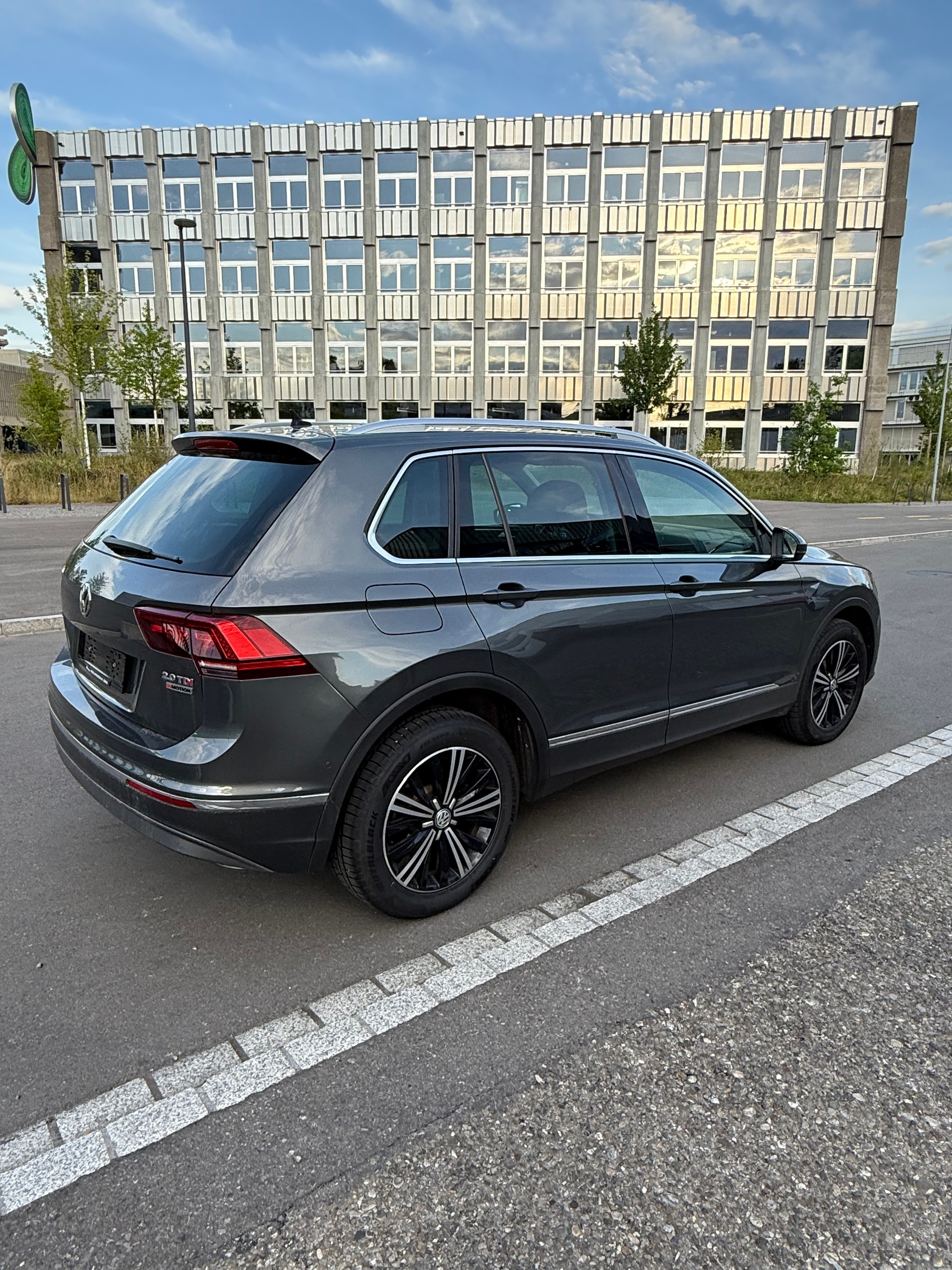 VW 2.0 TDI SCR Highline DSG-image-1