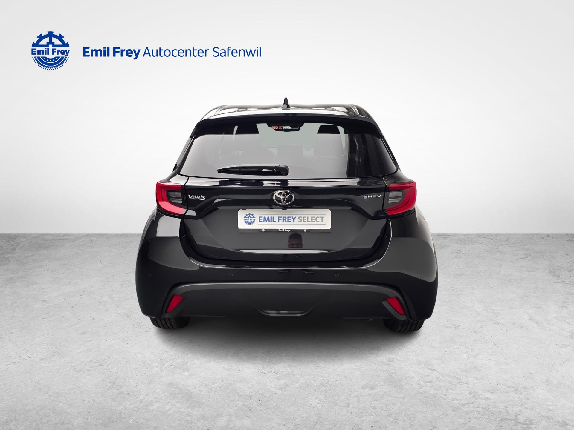 TOYOTA Yaris 1.5 VVT-i HSD Trend-image-3