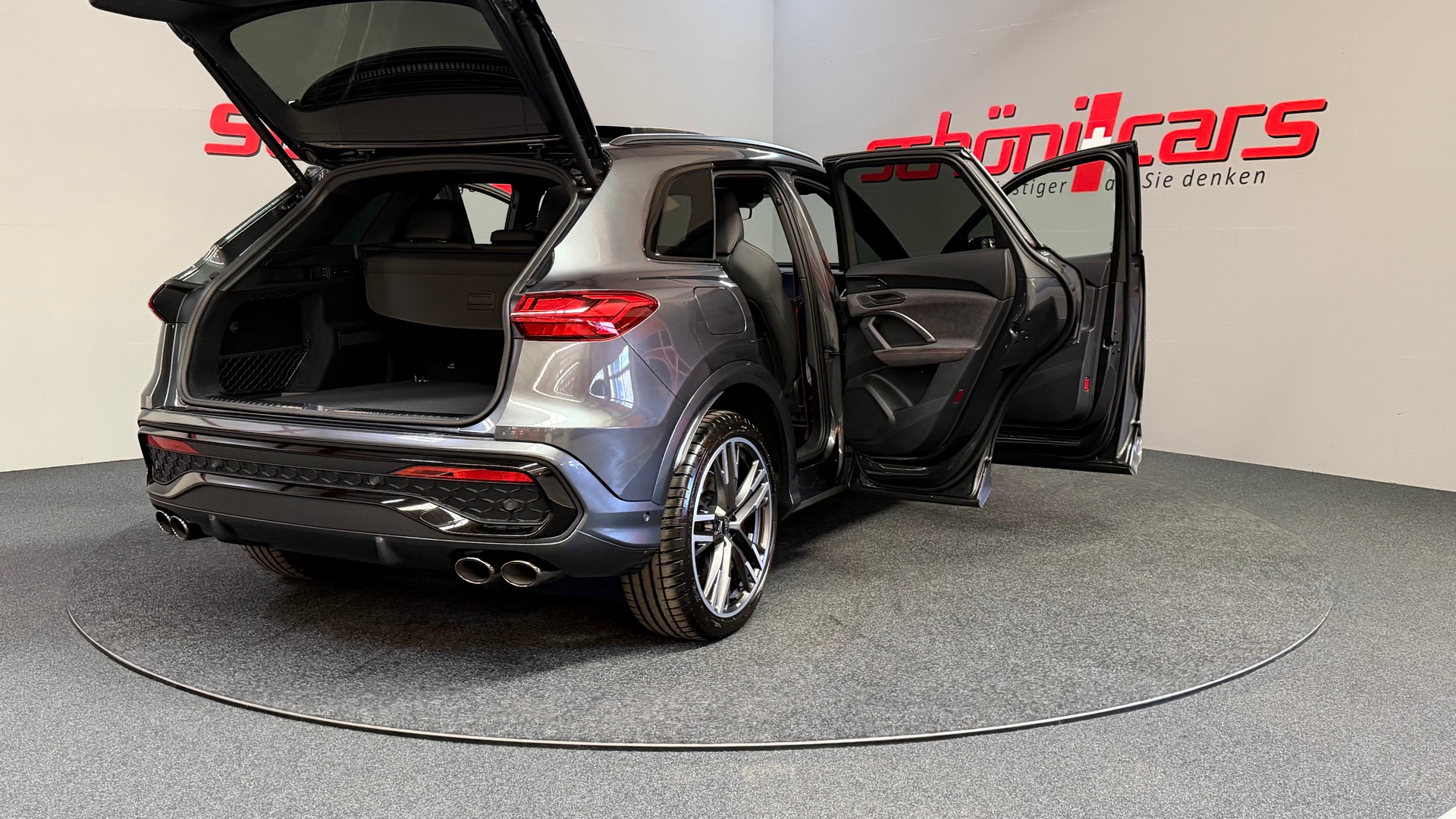 AUDI SQ5 TFSI quattro S-tronic-image-8
