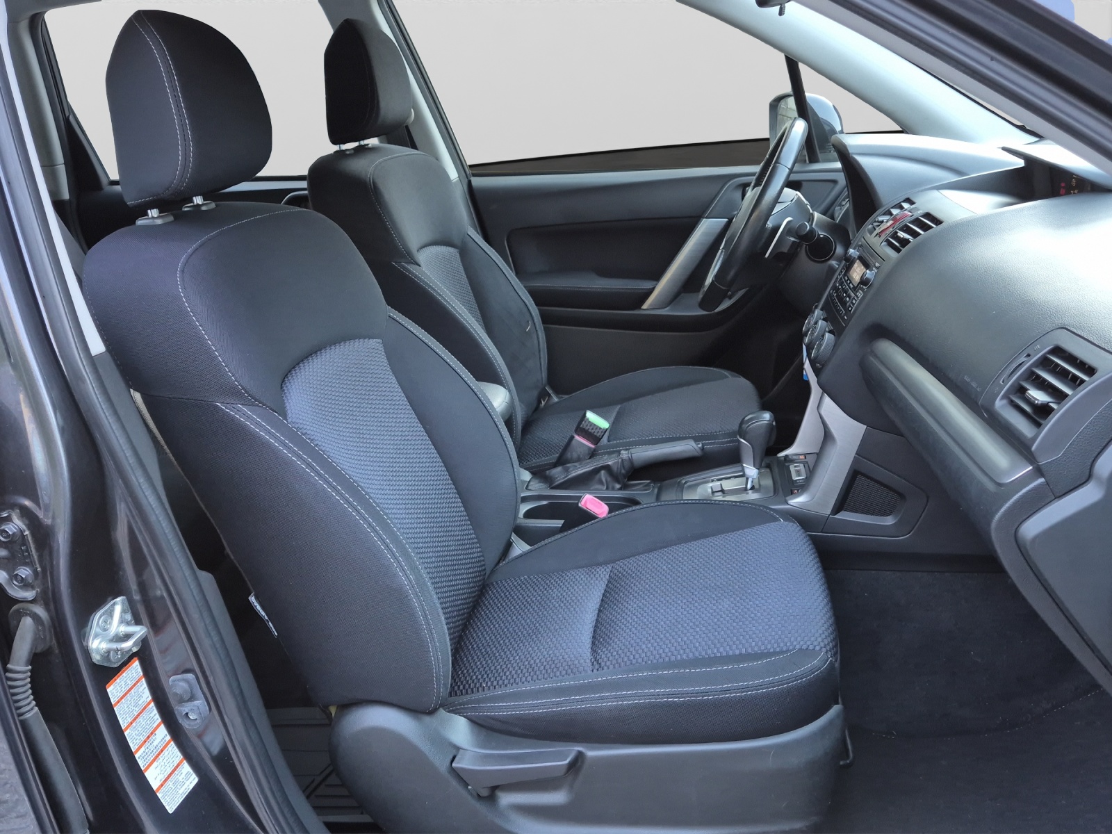 SUBARU Forester 2.0i Swiss Lineartronic-image-13