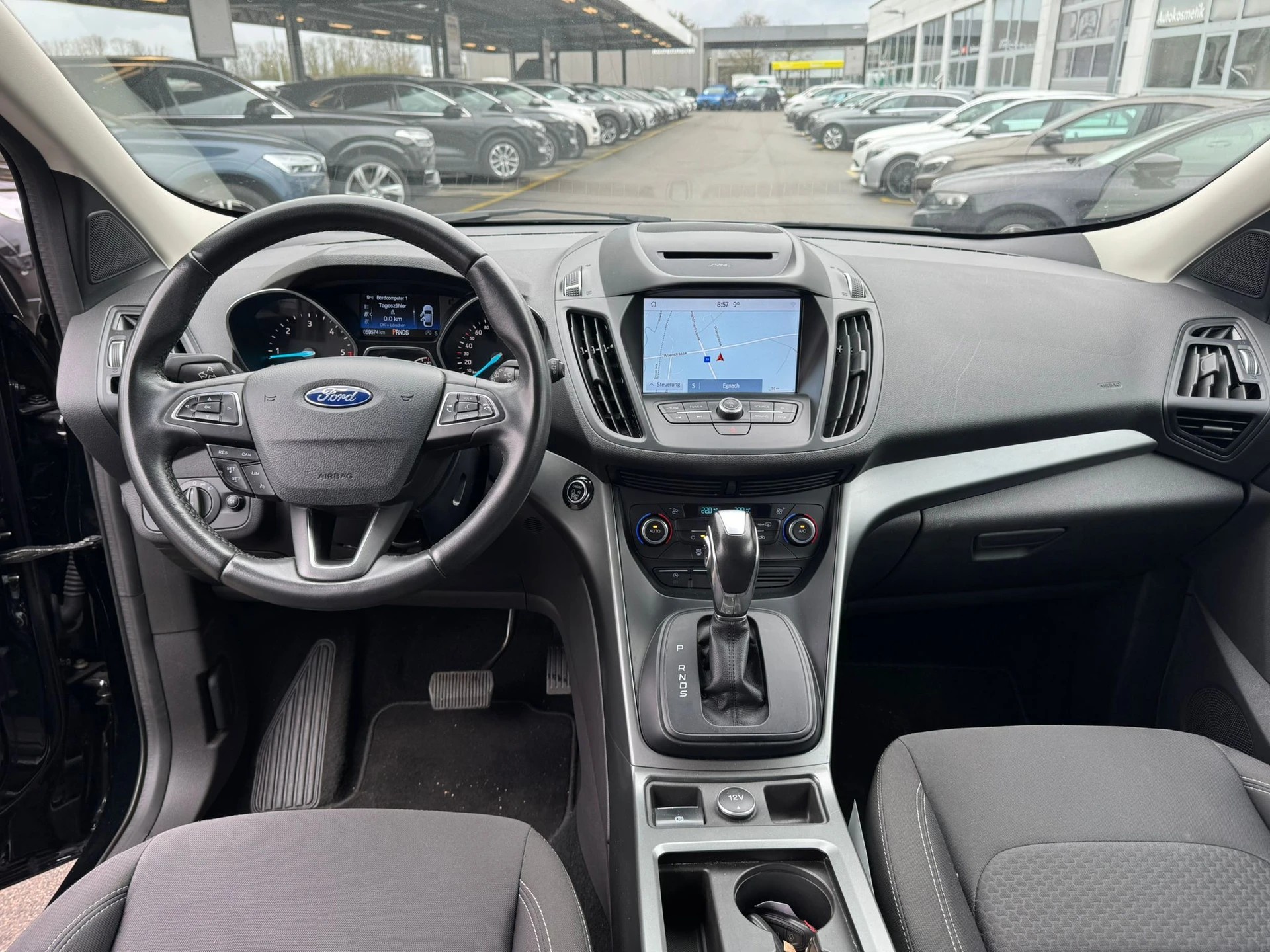 FORD Kuga 2.0 TDCi Business 2WD-image-9