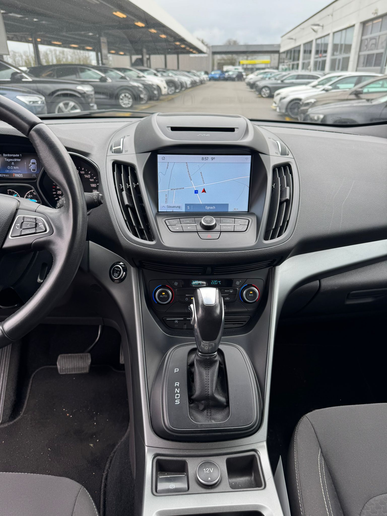 FORD Kuga 2.0 TDCi Business 2WD-image-11