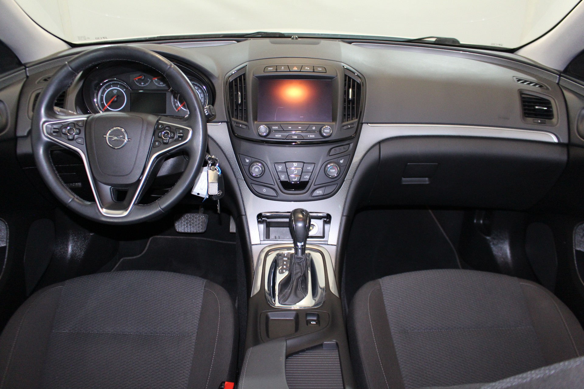 OPEL Insignia Sports Tourer 2.0 CDTi 170 4x4 Edition-image-12