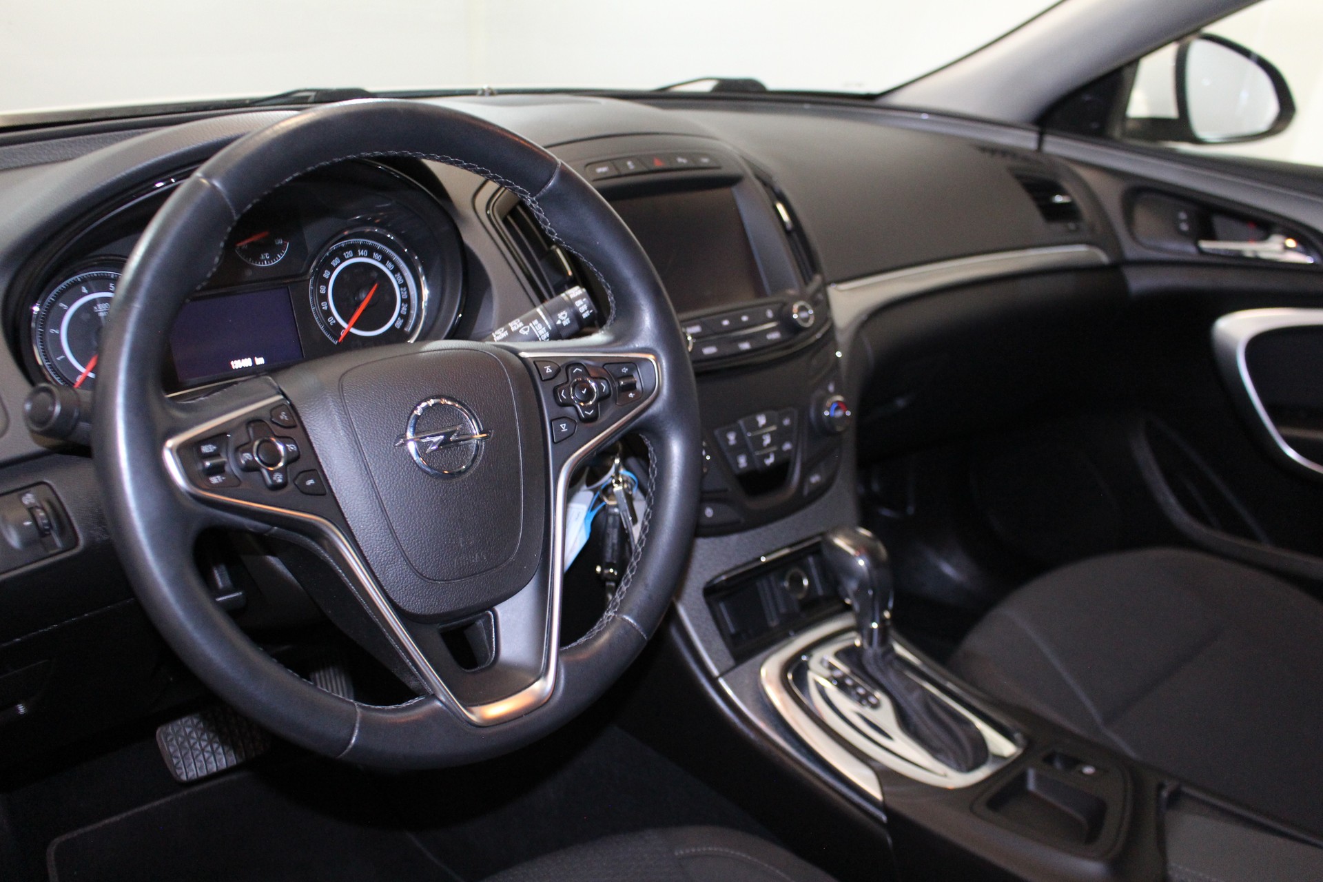 OPEL Insignia Sports Tourer 2.0 CDTi 170 4x4 Edition-image-11